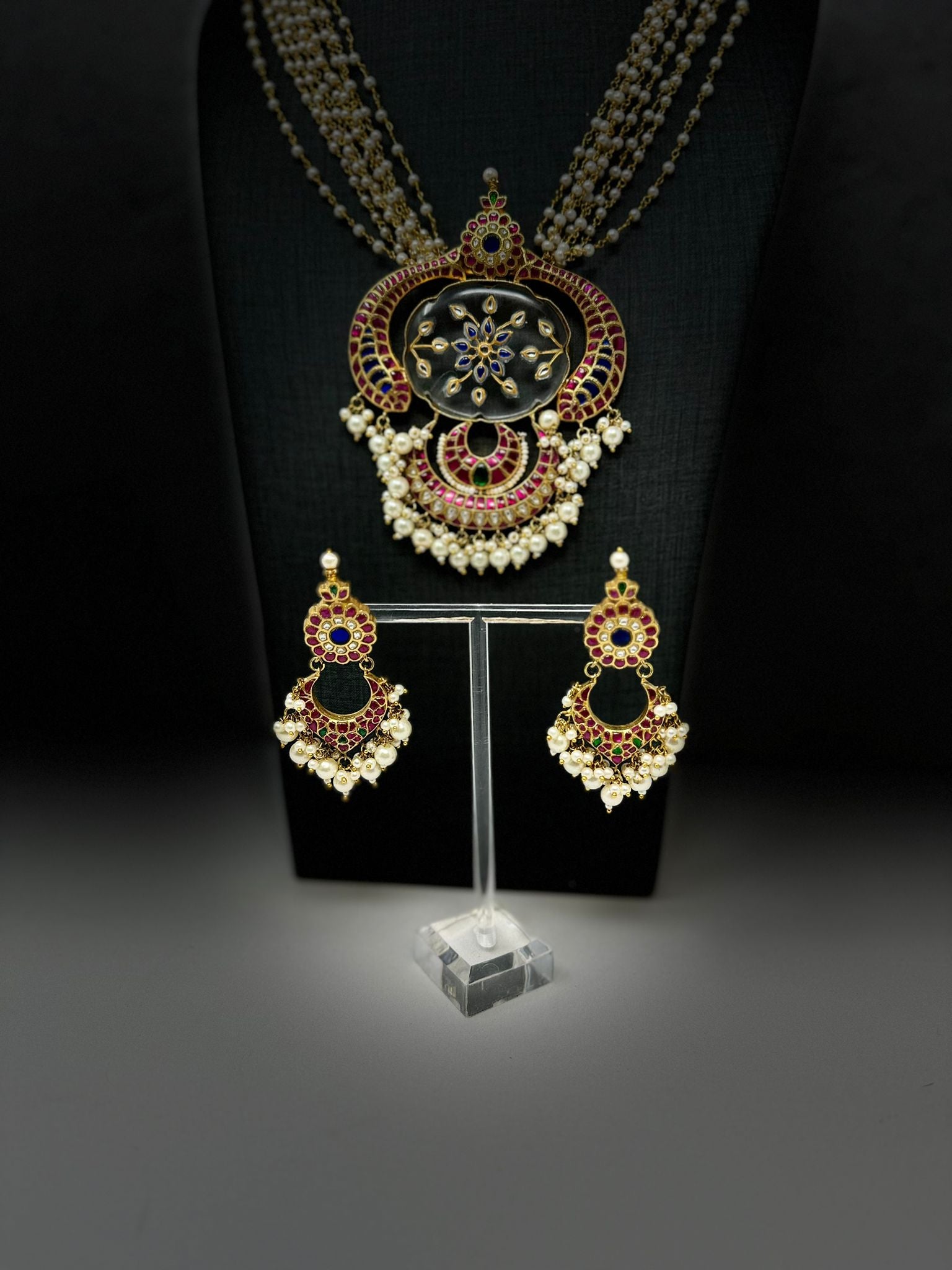 Antique Polki Kundan Necklace_Front Image