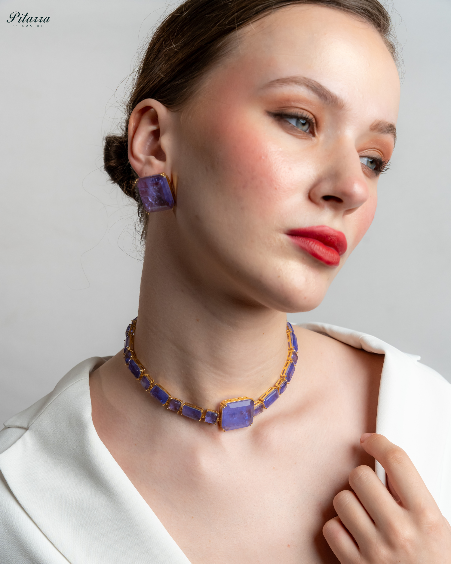 Blue Square Cubic Zirconia Necklace Set_Side Pose