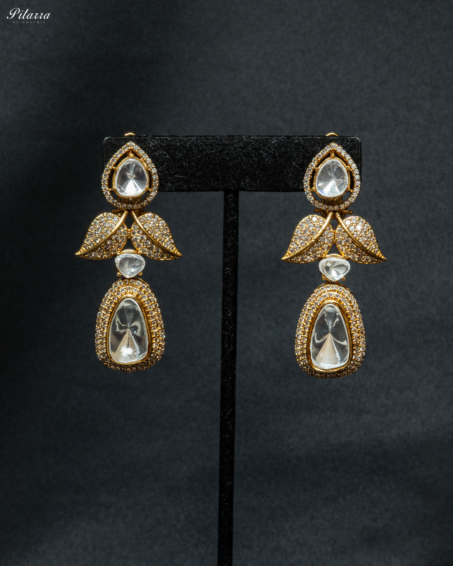 Blue Stone Victorian Kundan Necklace Set_Earrings