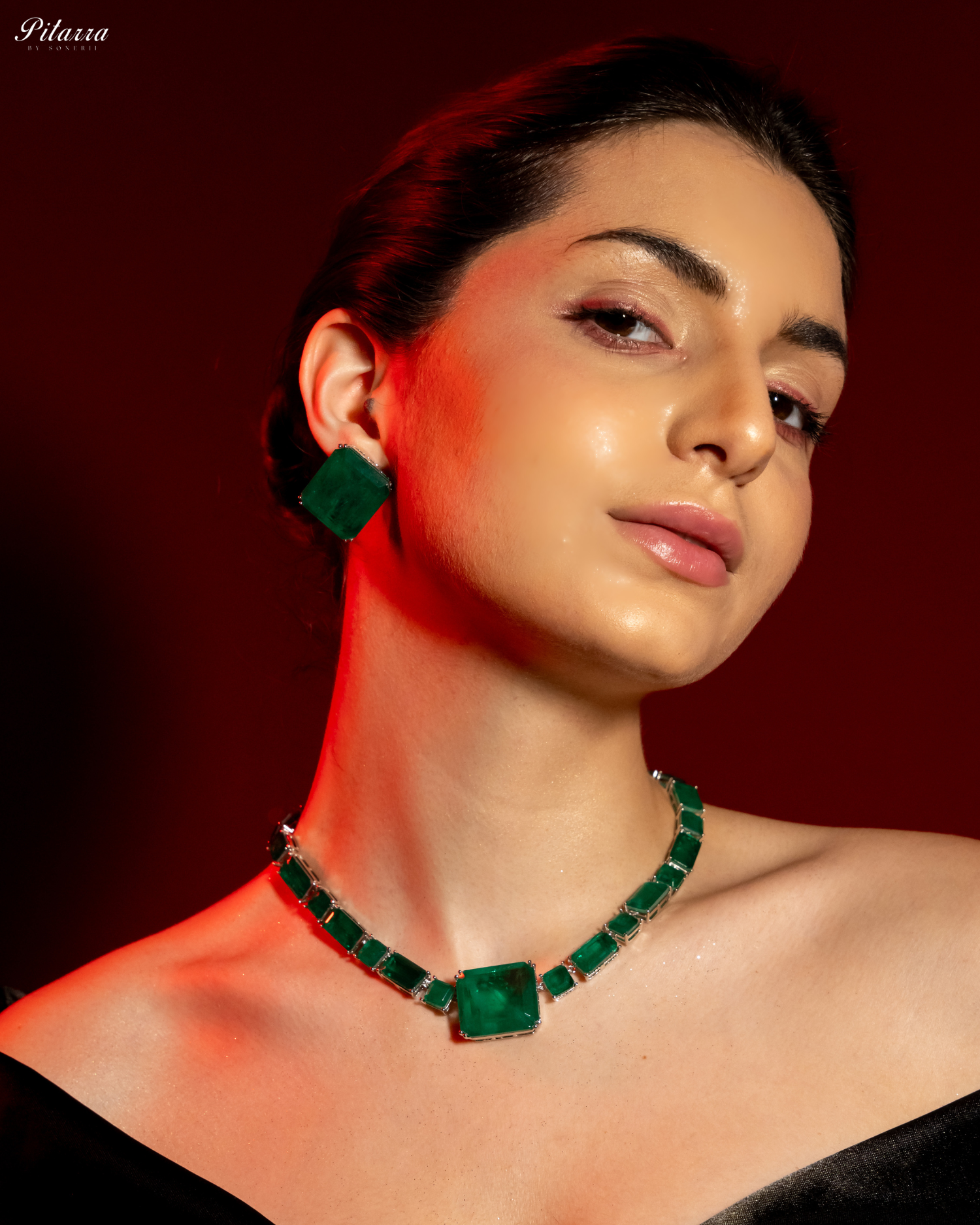 Classic Square Emerald Green CZ Necklace Set_Right Pose