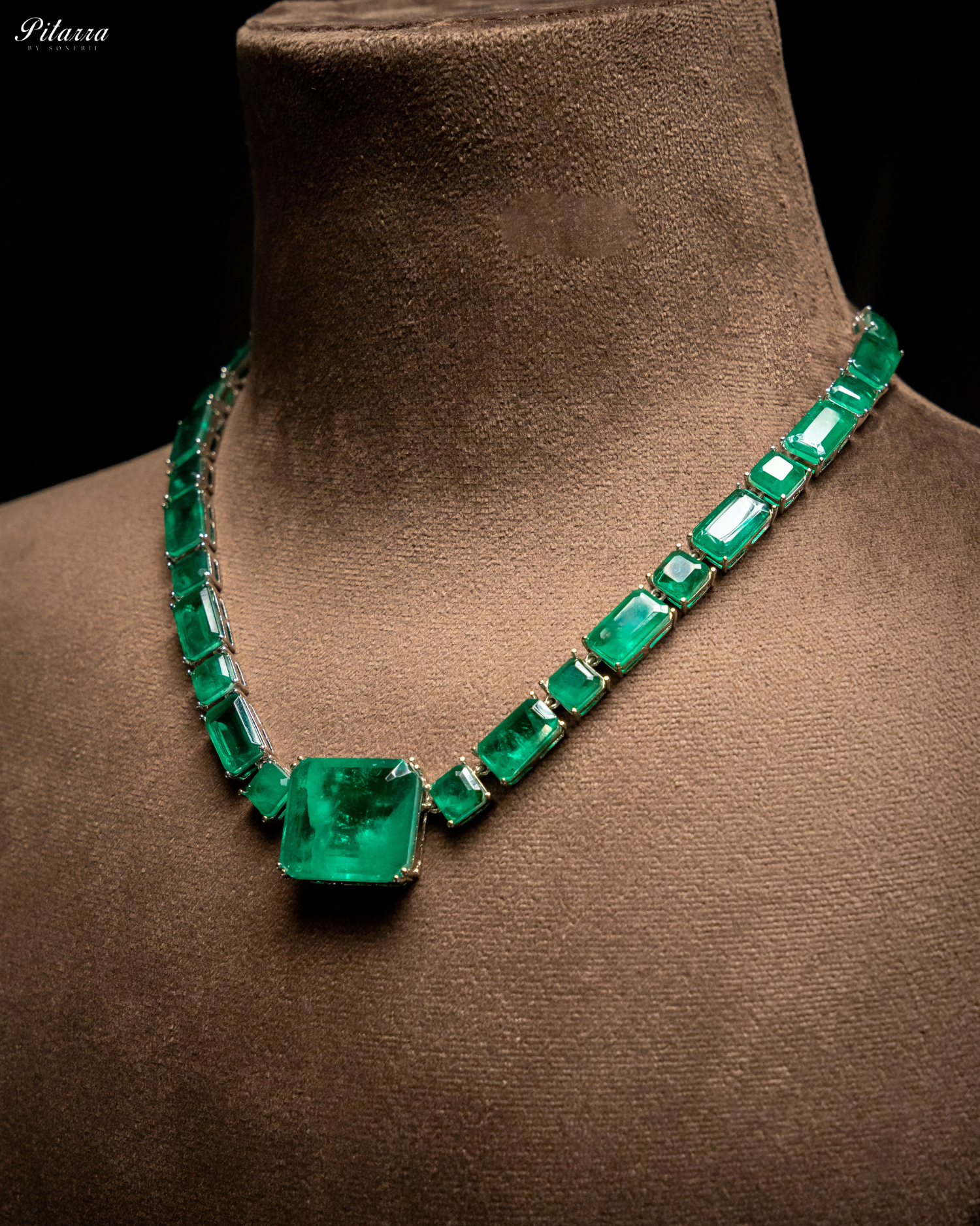 Classic Square Emerald Green CZ Necklace Set_Side Angle
