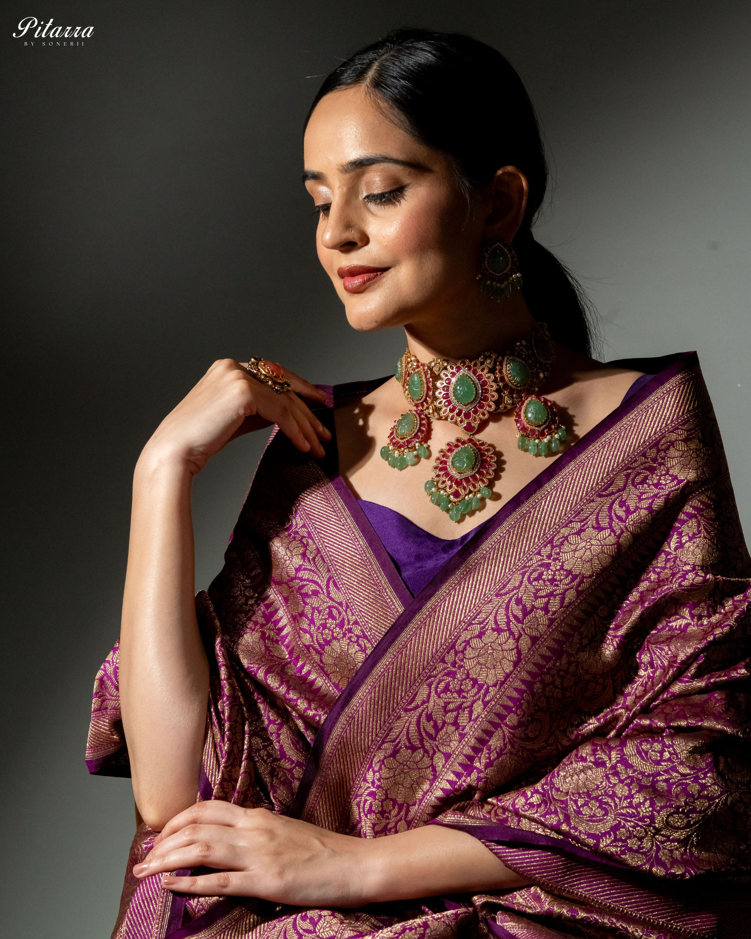 Elegant Kundan Jadau Necklace Set with Emerald Beads_Front Pose