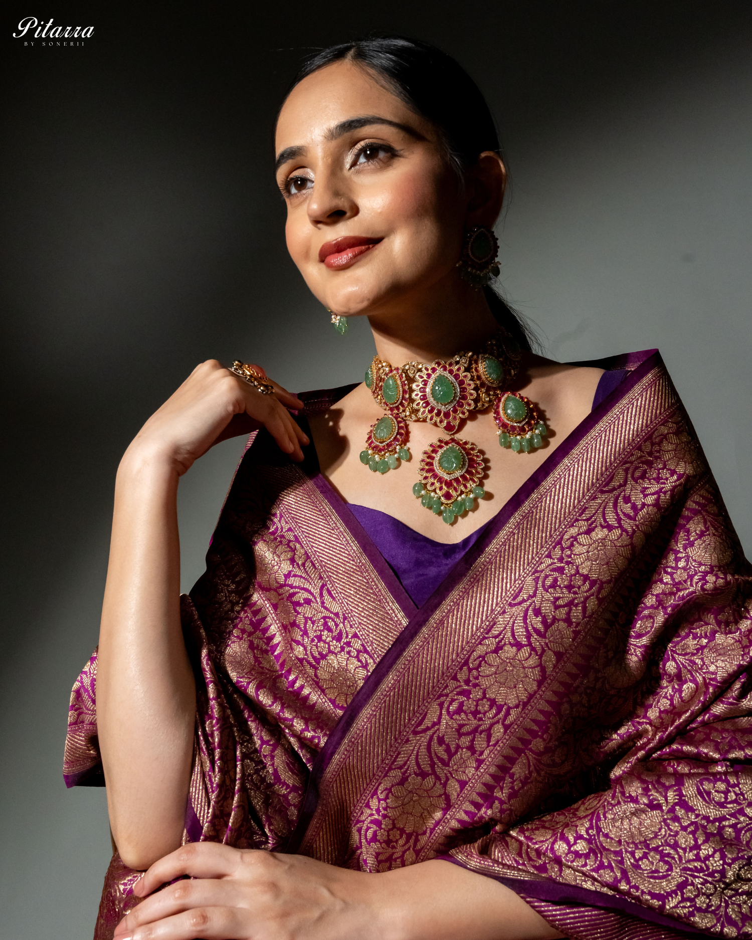 Elegant Kundan Jadau Necklace Set with Emerald Beads_Side Pose