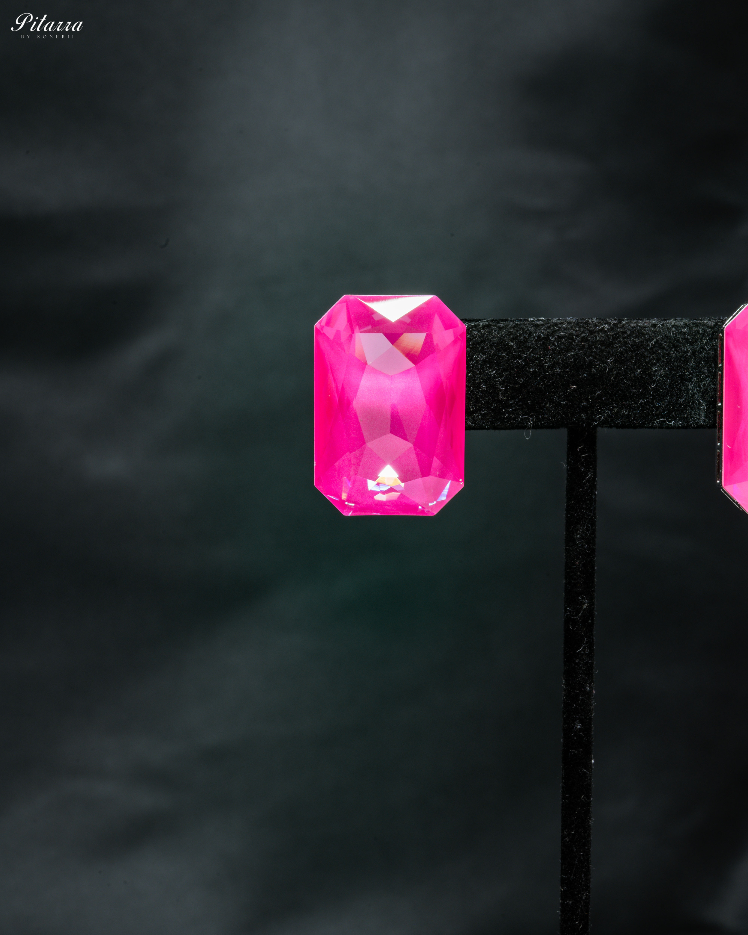 Elite Pink Stone Crystal Choker Set_Zoom Earrings