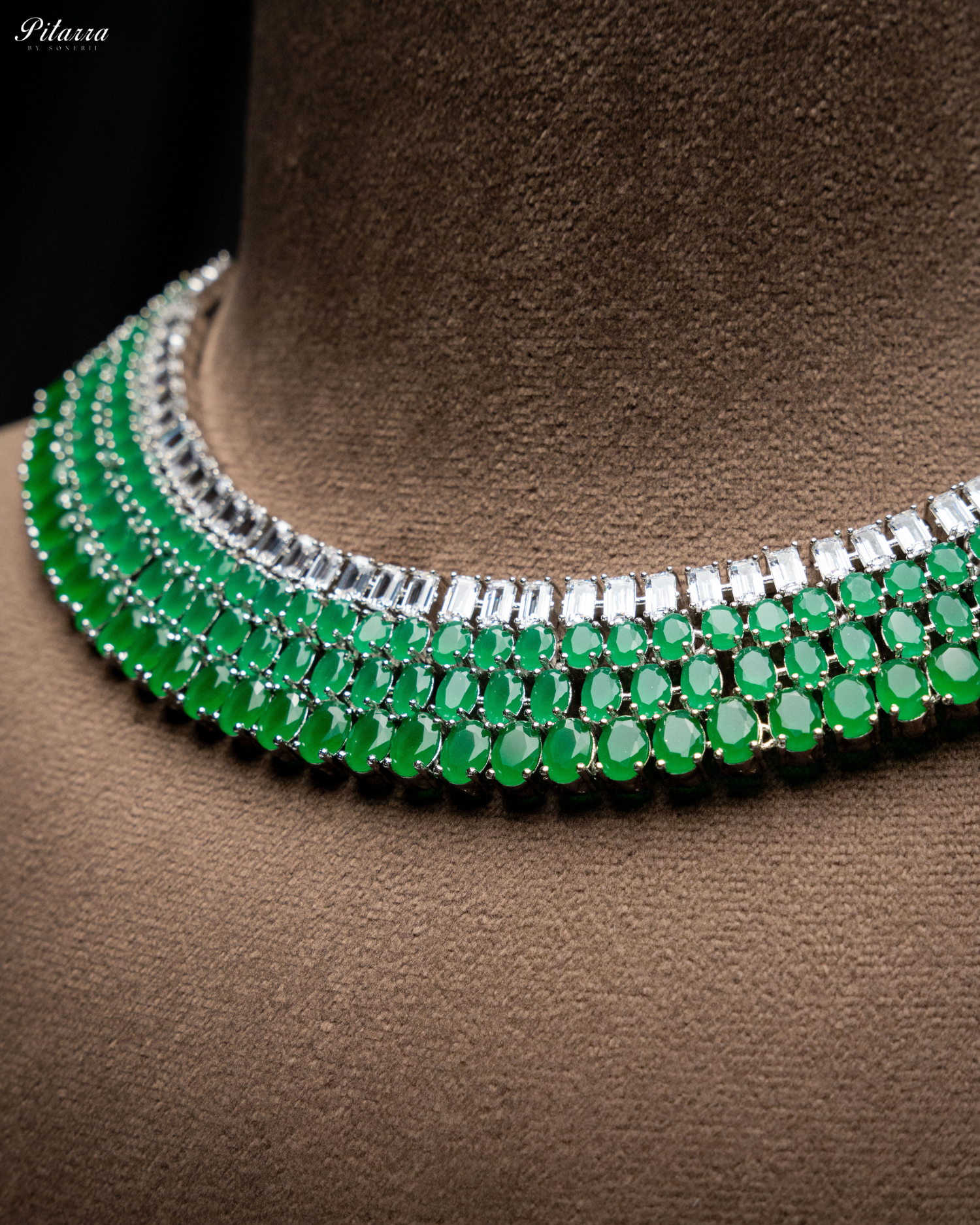 Emerald Green Silver CZ Necklace Set_Zoom Angle