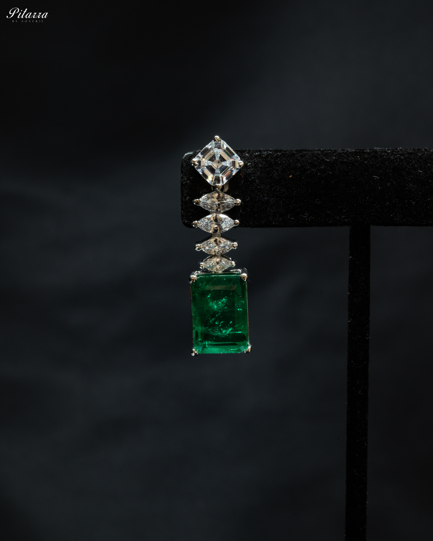 Emerald Stone Cubic Zirconia Pendant Set_Zoom Earrings