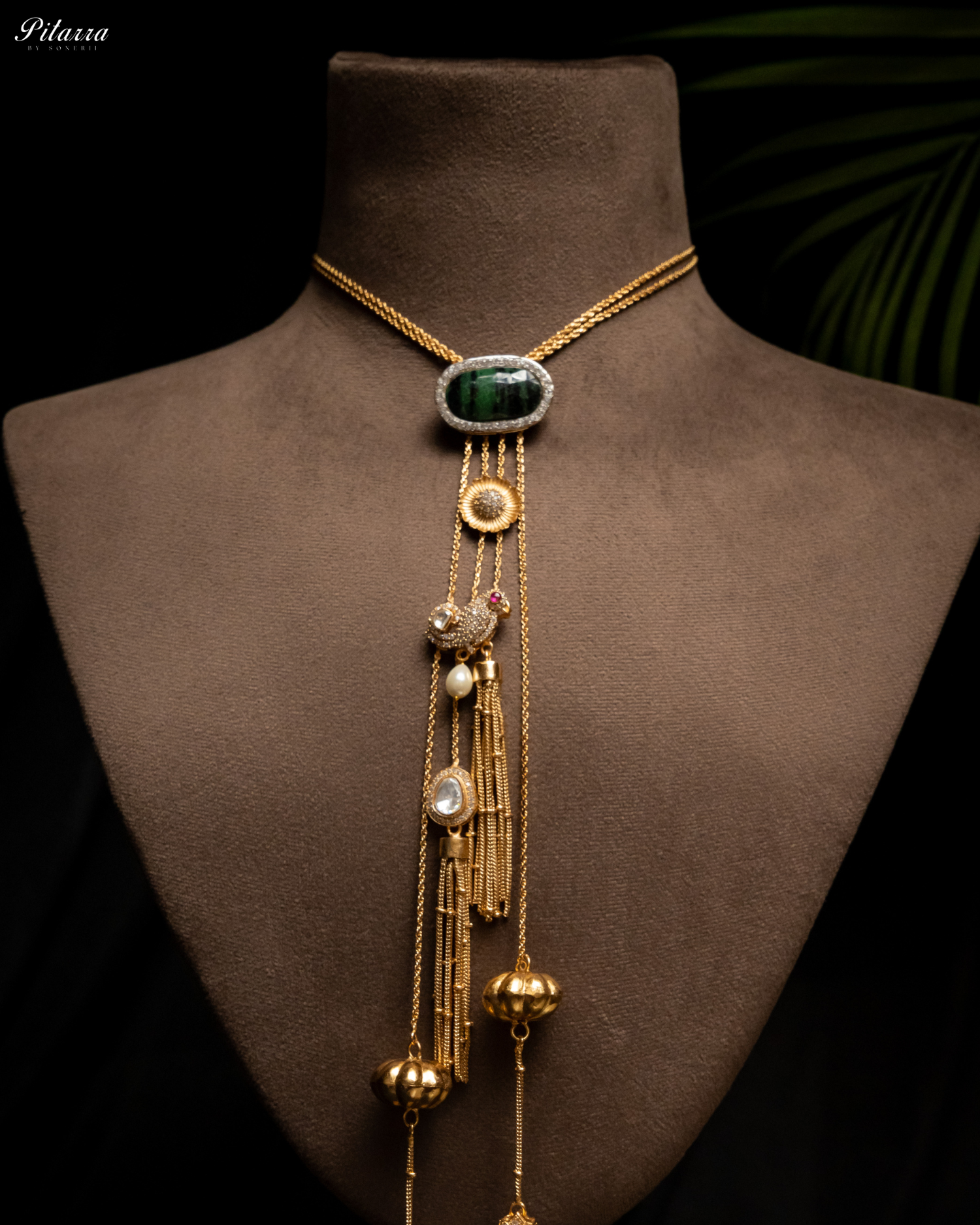 Gold Tone Chain Green Stone Necklace Set_Front Necklace