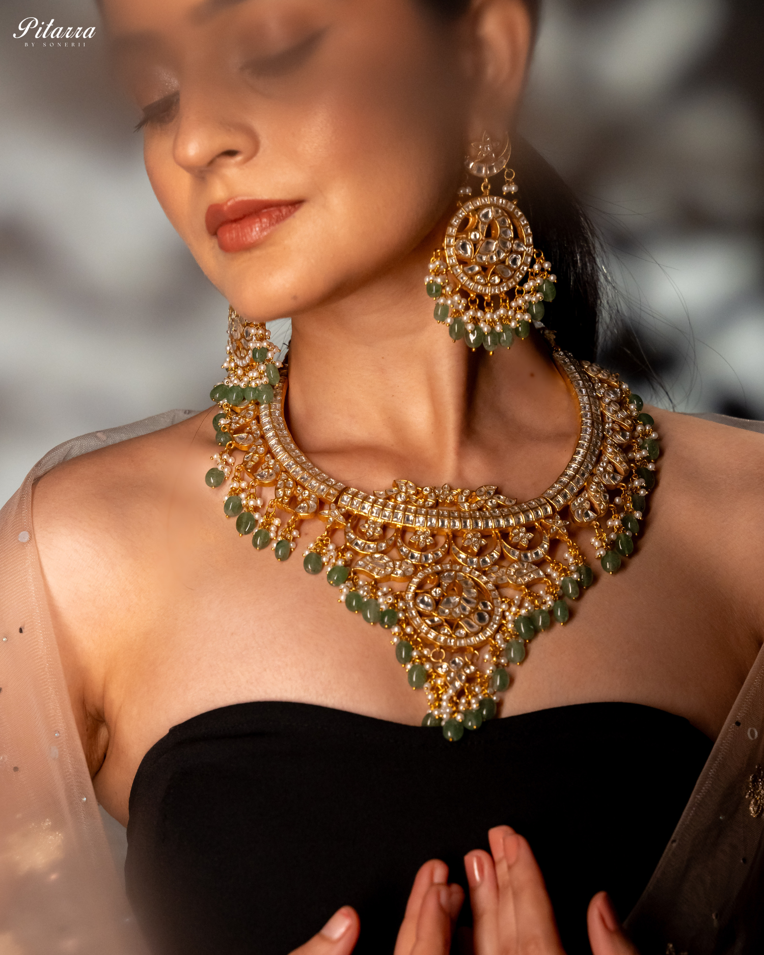 Green Gold Plated Jadau Traditional Kundan Necklace Set Model Zoom Shoot
