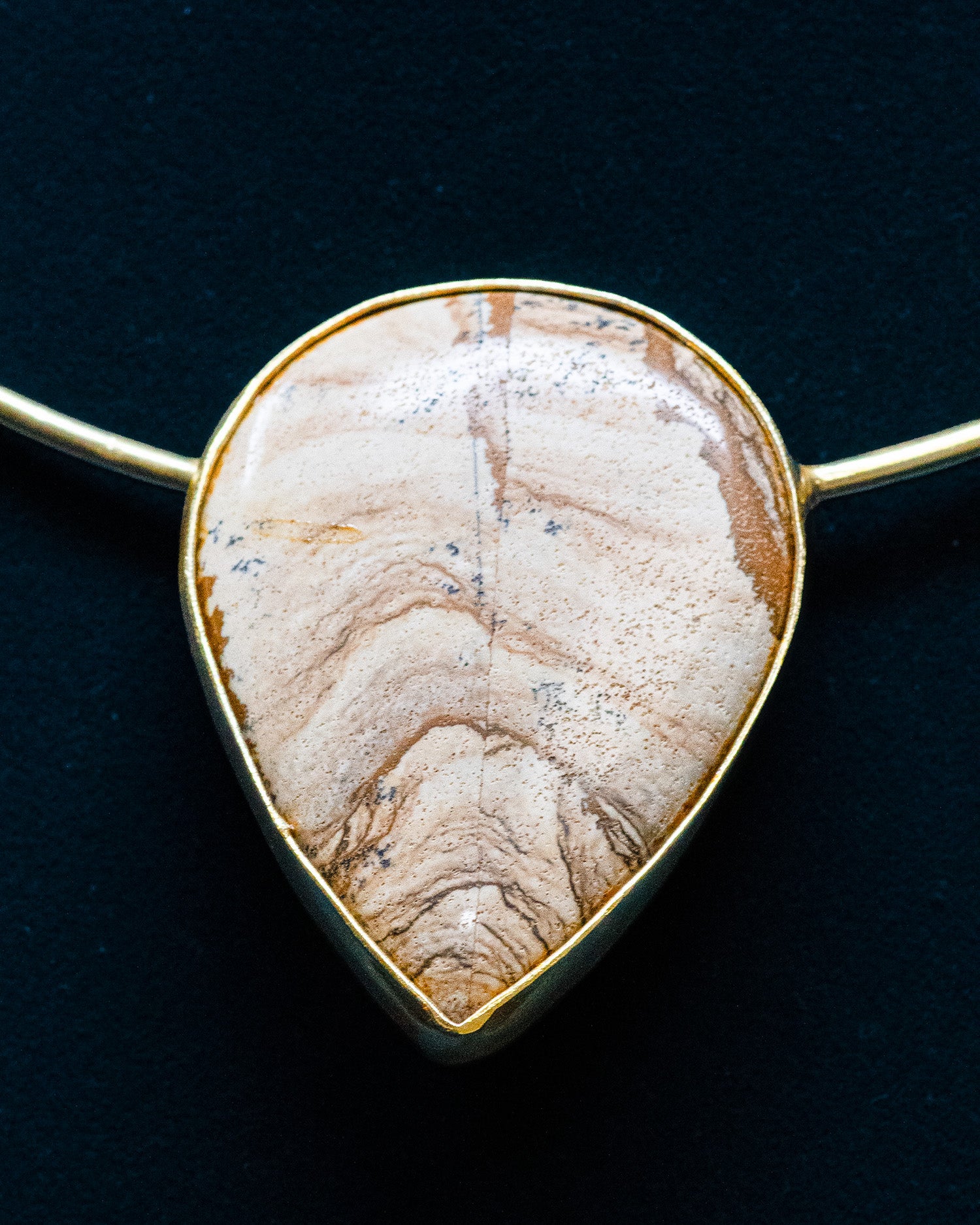 Gold Plated Handcrafted Leaf Shape Stone Collar Pendant