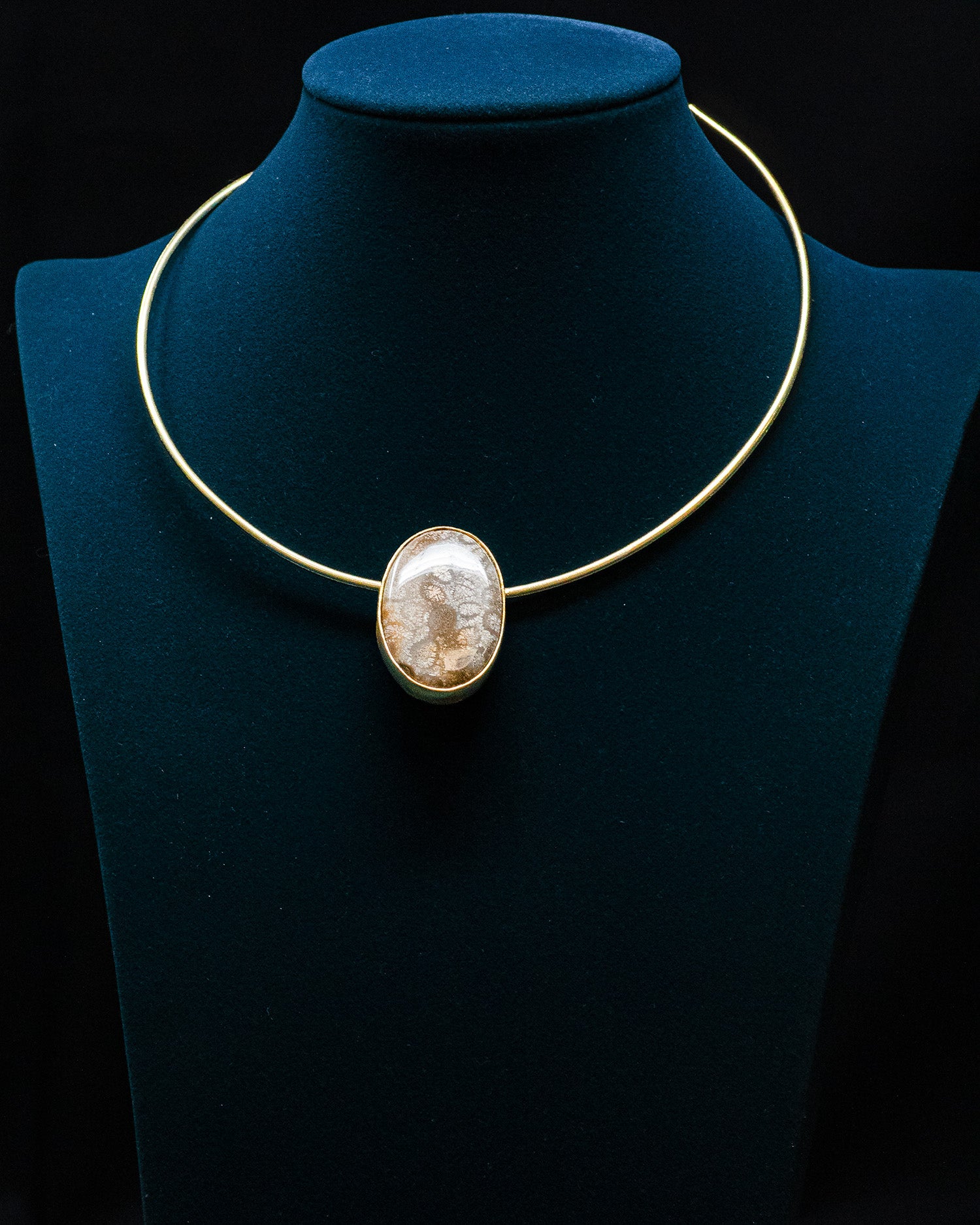 Gold Plated Handcrafted Oval Stone Collar Pendant