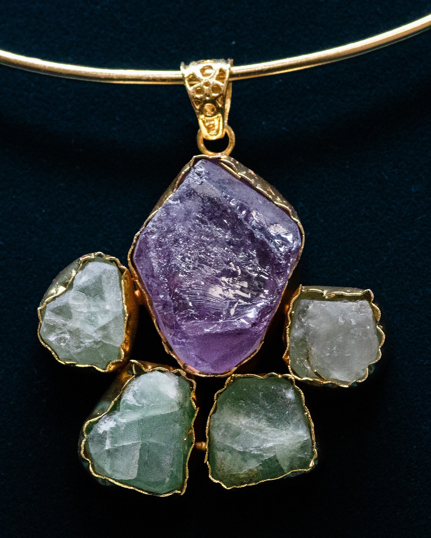 Gold Plated Purple Raw Stone Collar Pendant Set