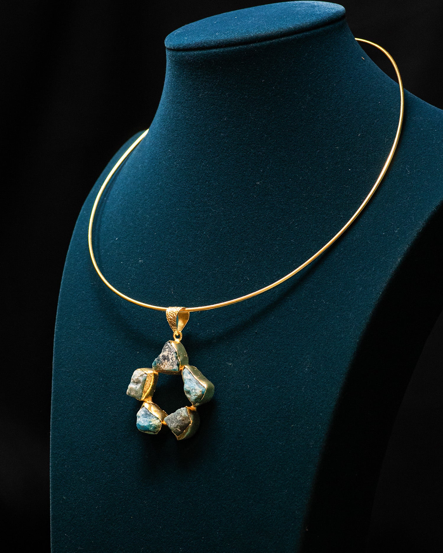 Five Circular Blue Raw Stone Gold Plated Collar Pendant