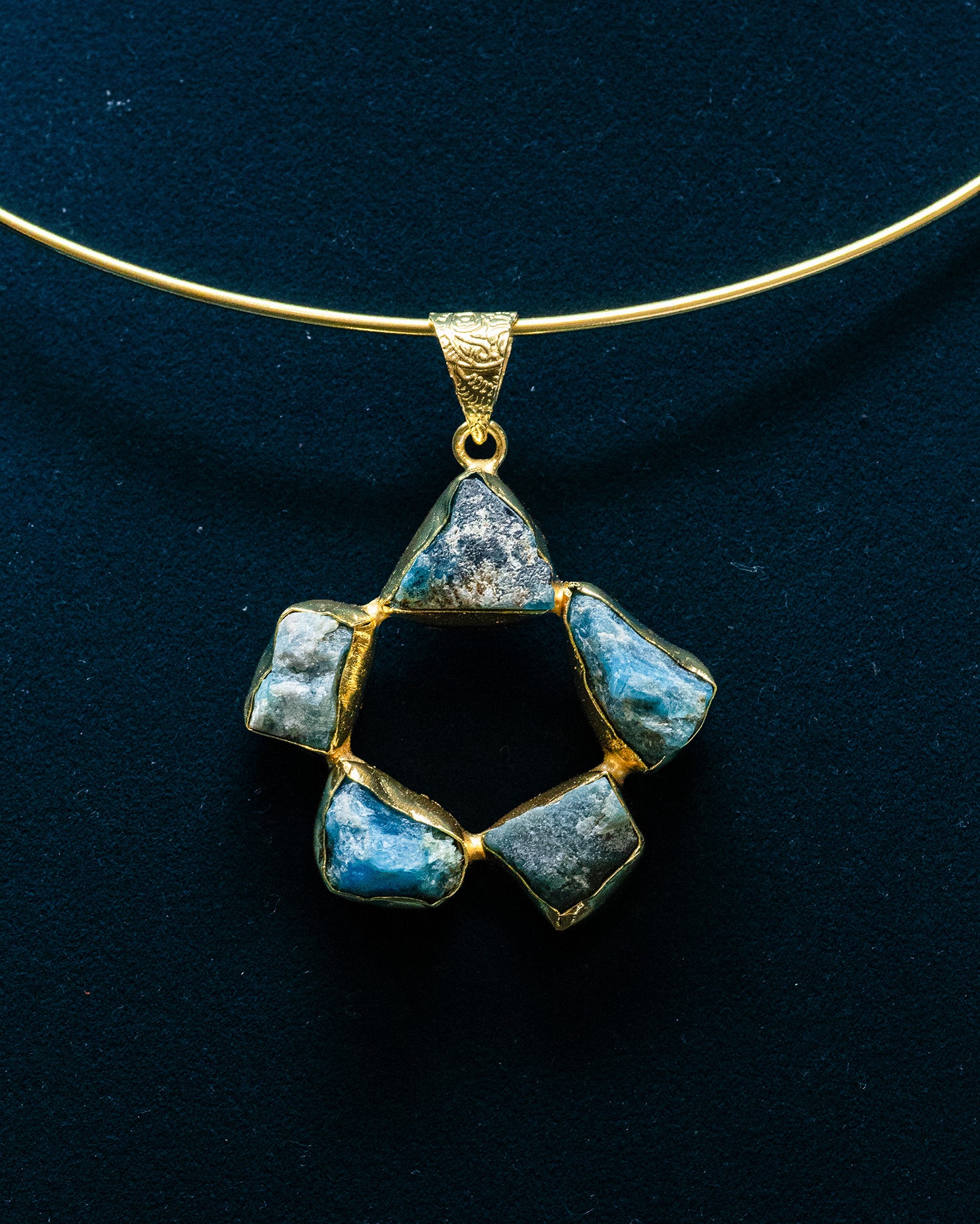 Five Circular Blue Raw Stone Gold Plated Collar Pendant