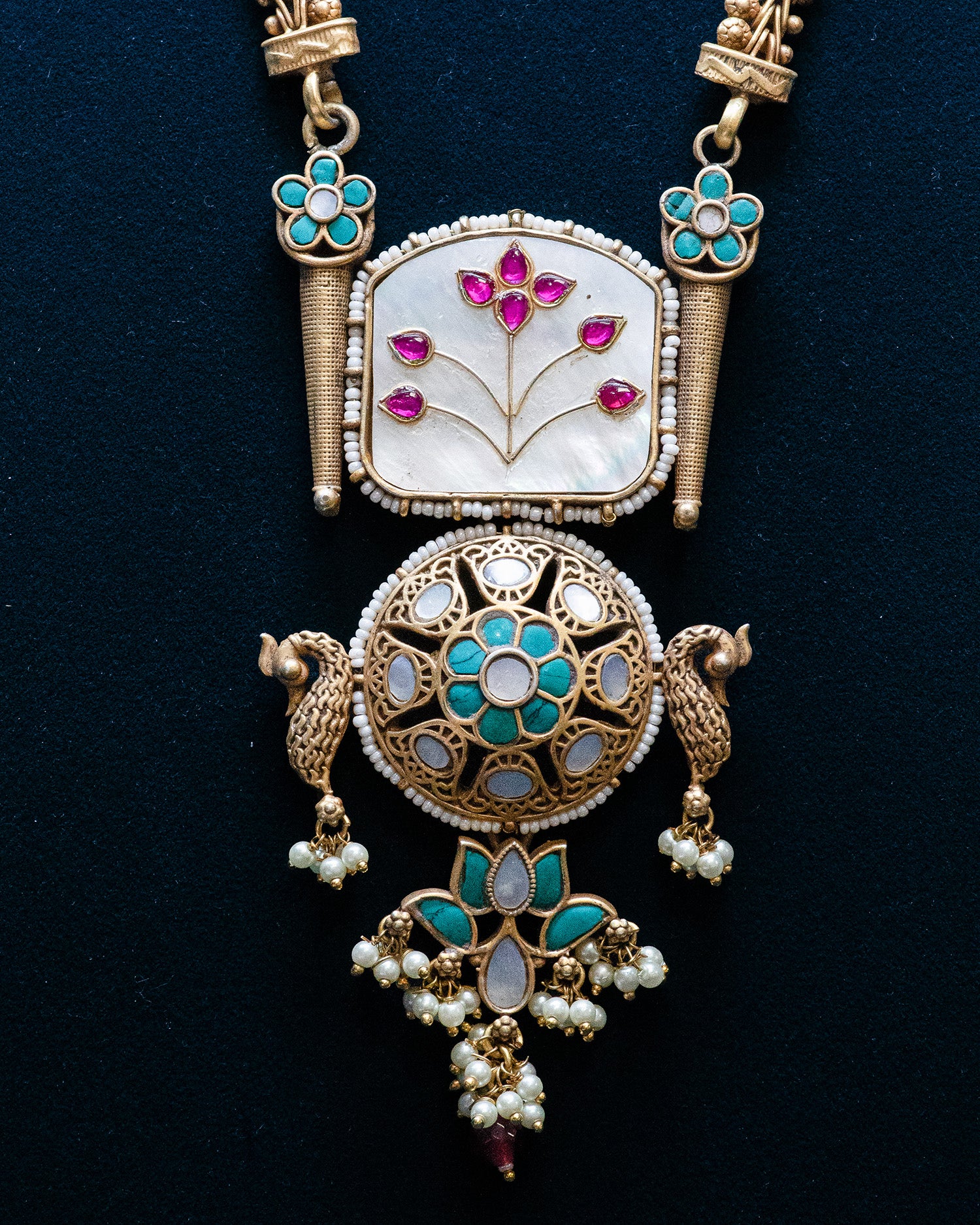 Golden Beads Chain White Turquoise Stone Silver Look Alike Pendant Set