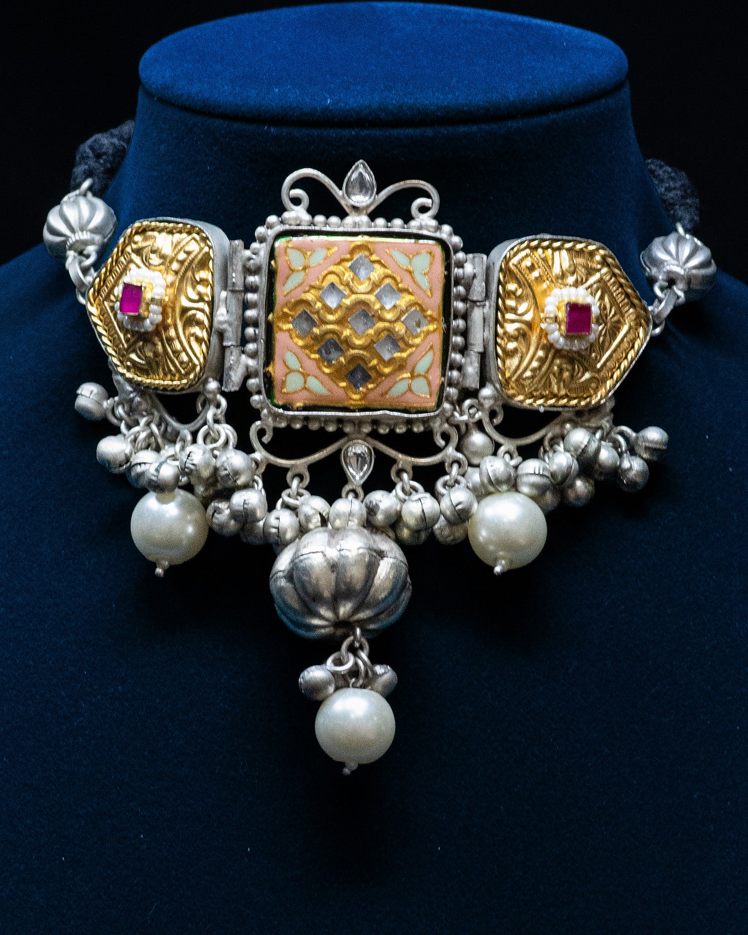 Pink Stone Heritage Pearl Silver Look Alike Choker Set