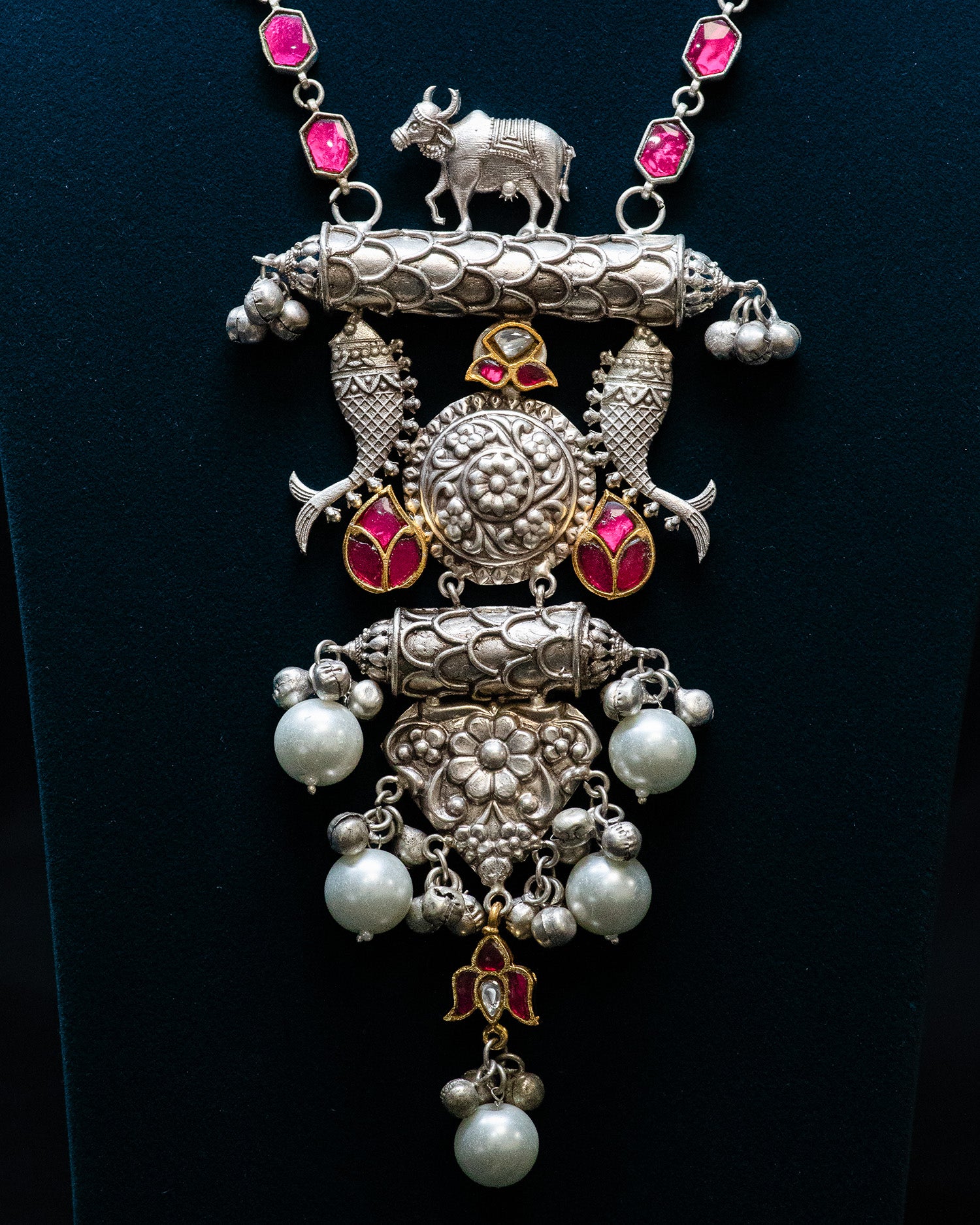 Bull Motif Pink Stone Long Silver Look Alike Necklace Set