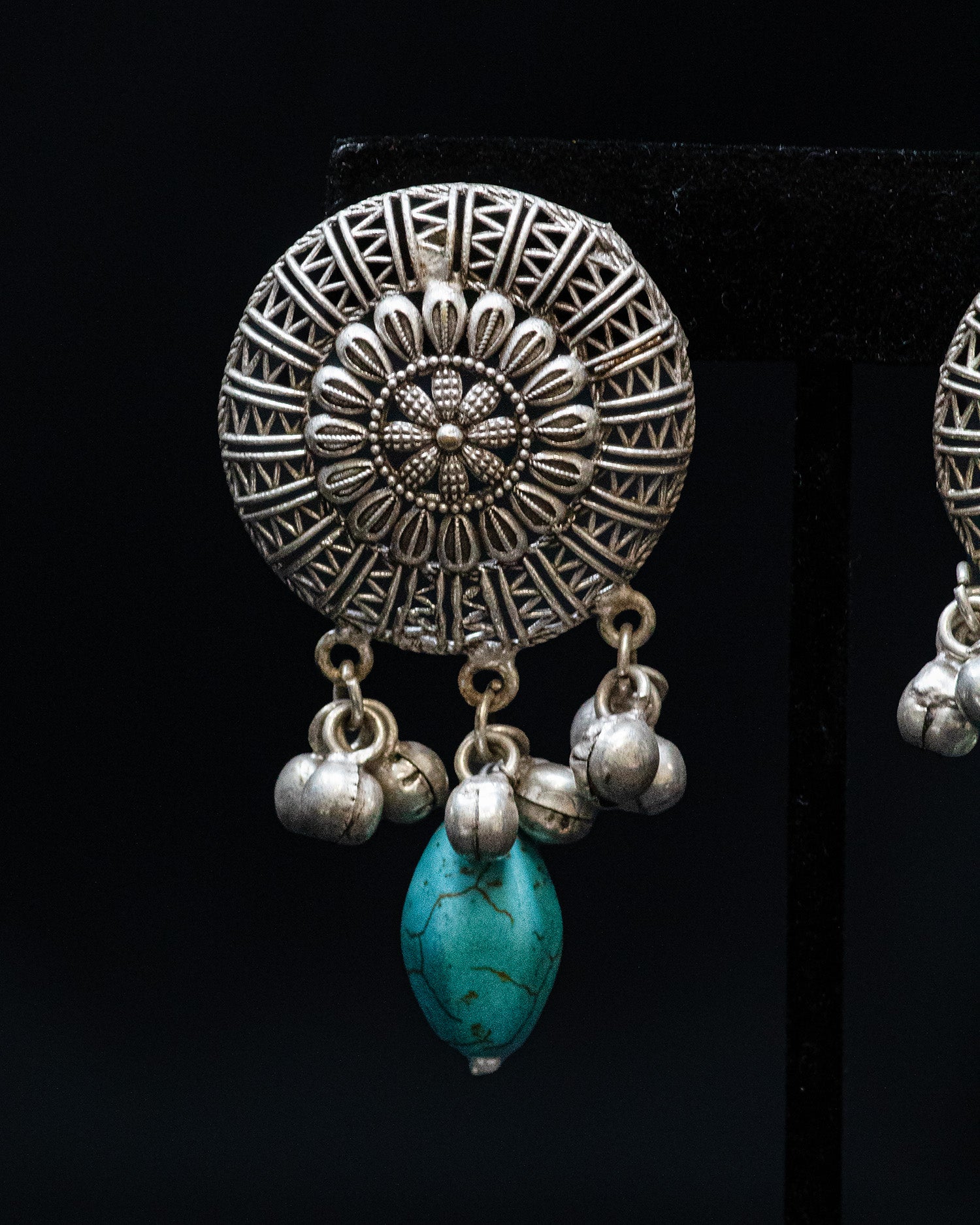 Red Stone Blue Pearl Antique Long Silver Look Alike Necklace Set