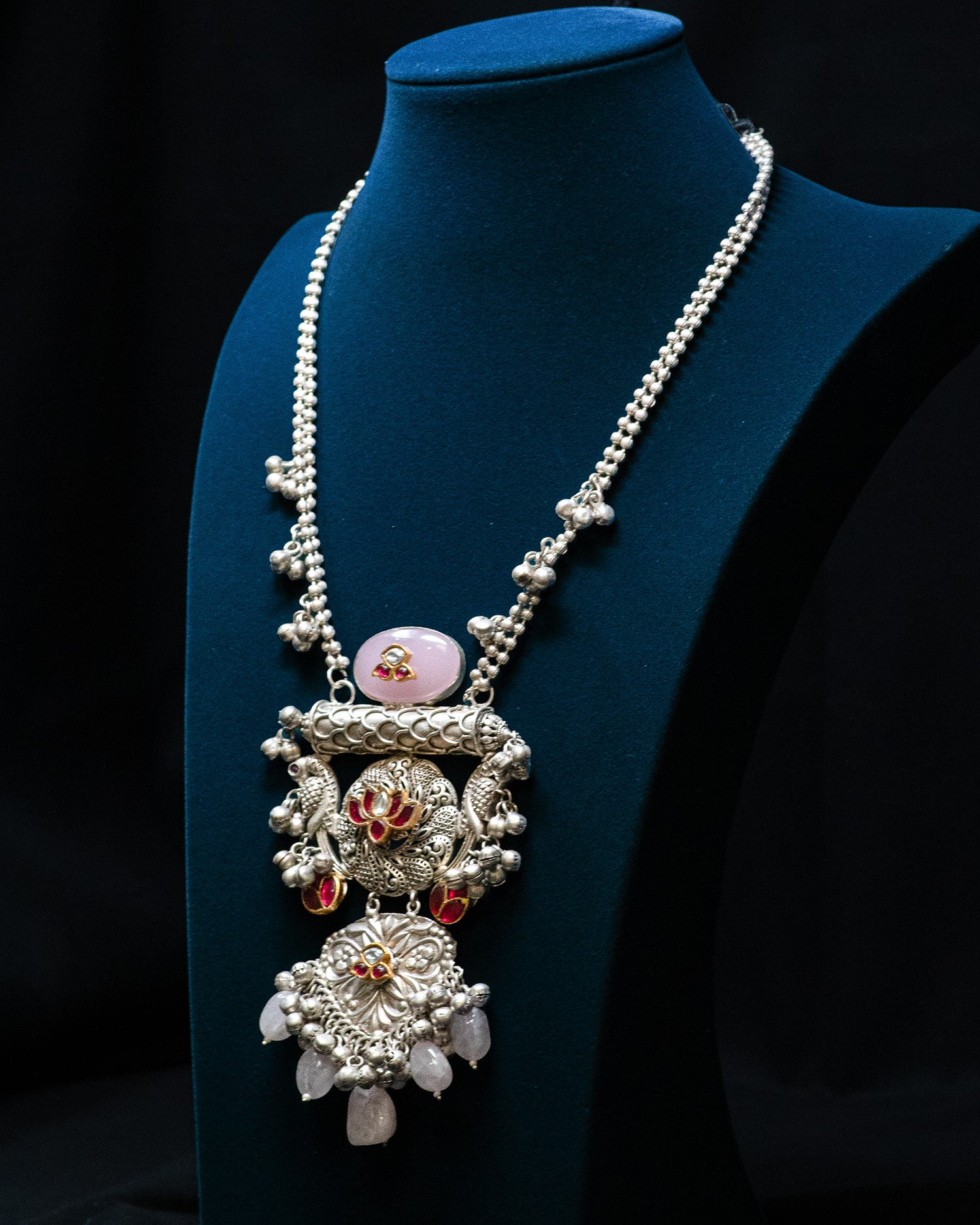 Mauve Stone White Pearl Antique Long Silver Look Alike Necklace Set