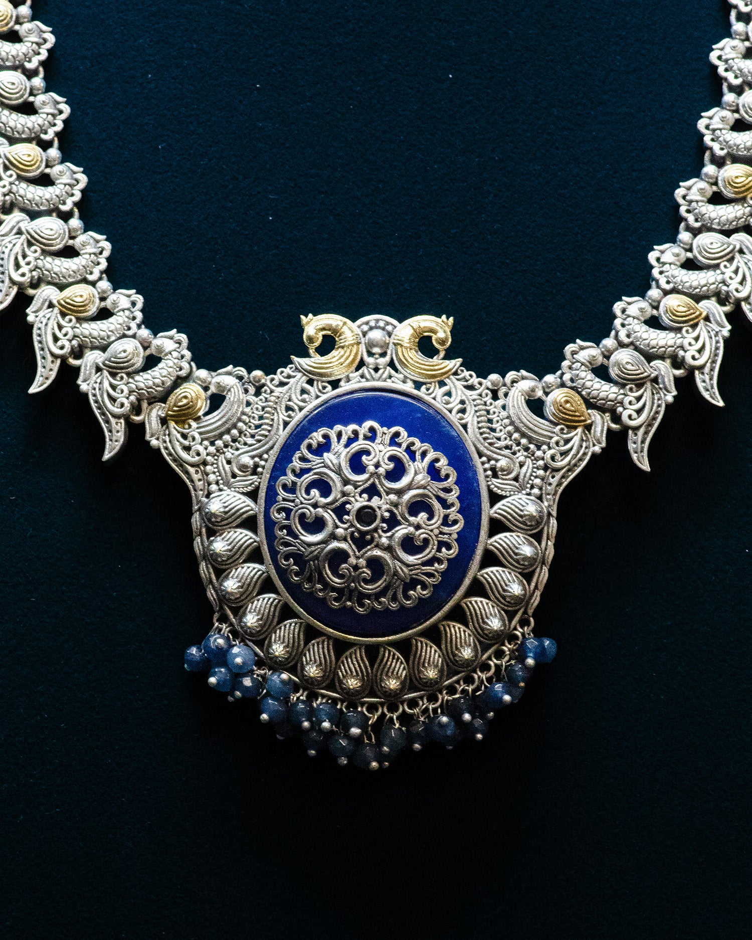 Blue Stone Blue Beads Peacock String Silver Look Alike Necklace Set