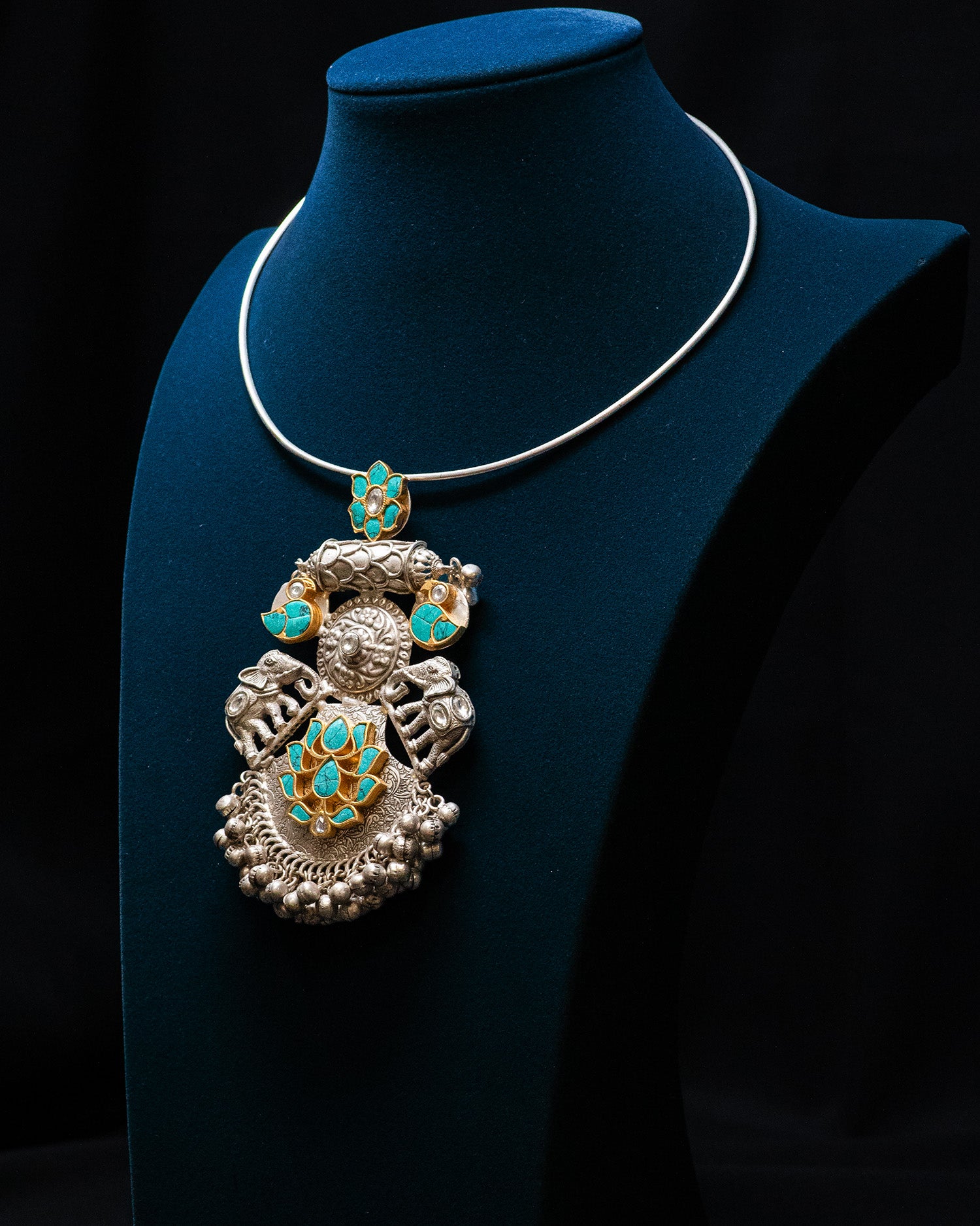 Elephant Motif Blue Stone Blue Lotus Silver Look Alike Necklace Set