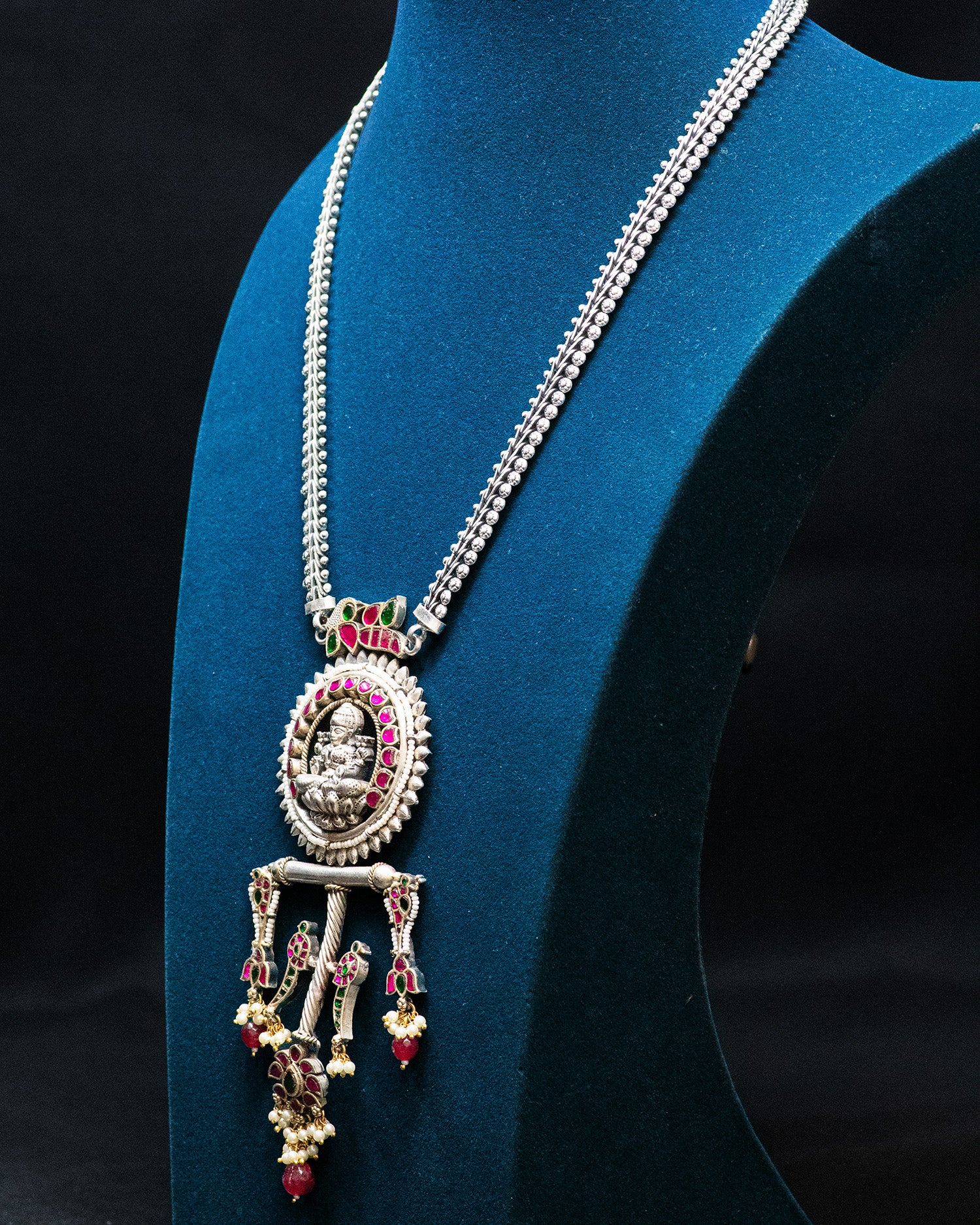 Beads Chain White Stone Laxmi Silver Look Alike Pendant Set