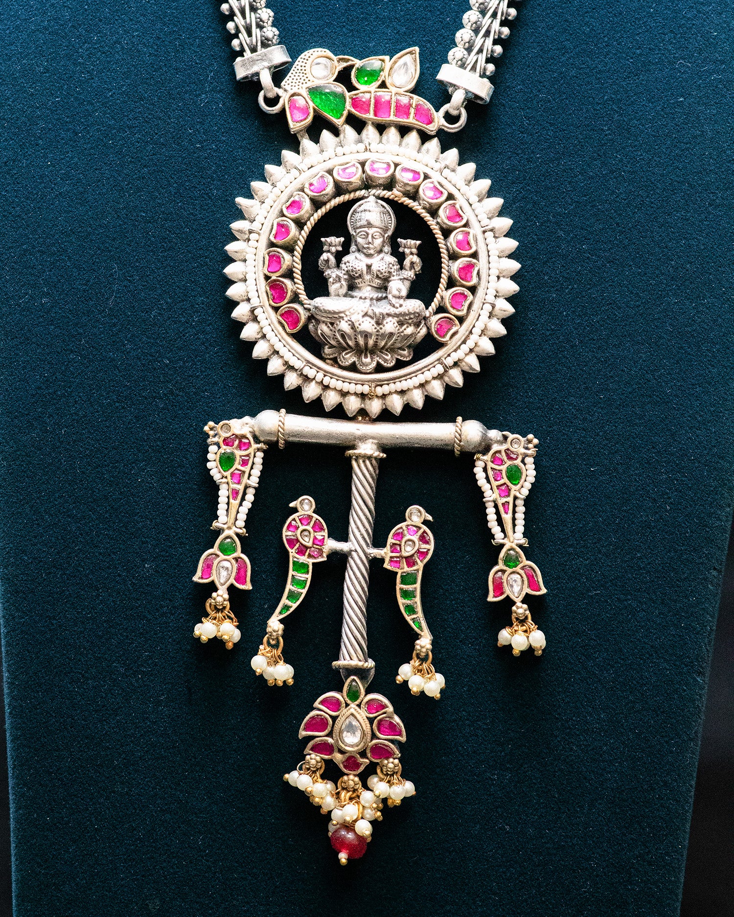 Beads Chain Green Stone Laxmi Silver Look Alike Pendant Set