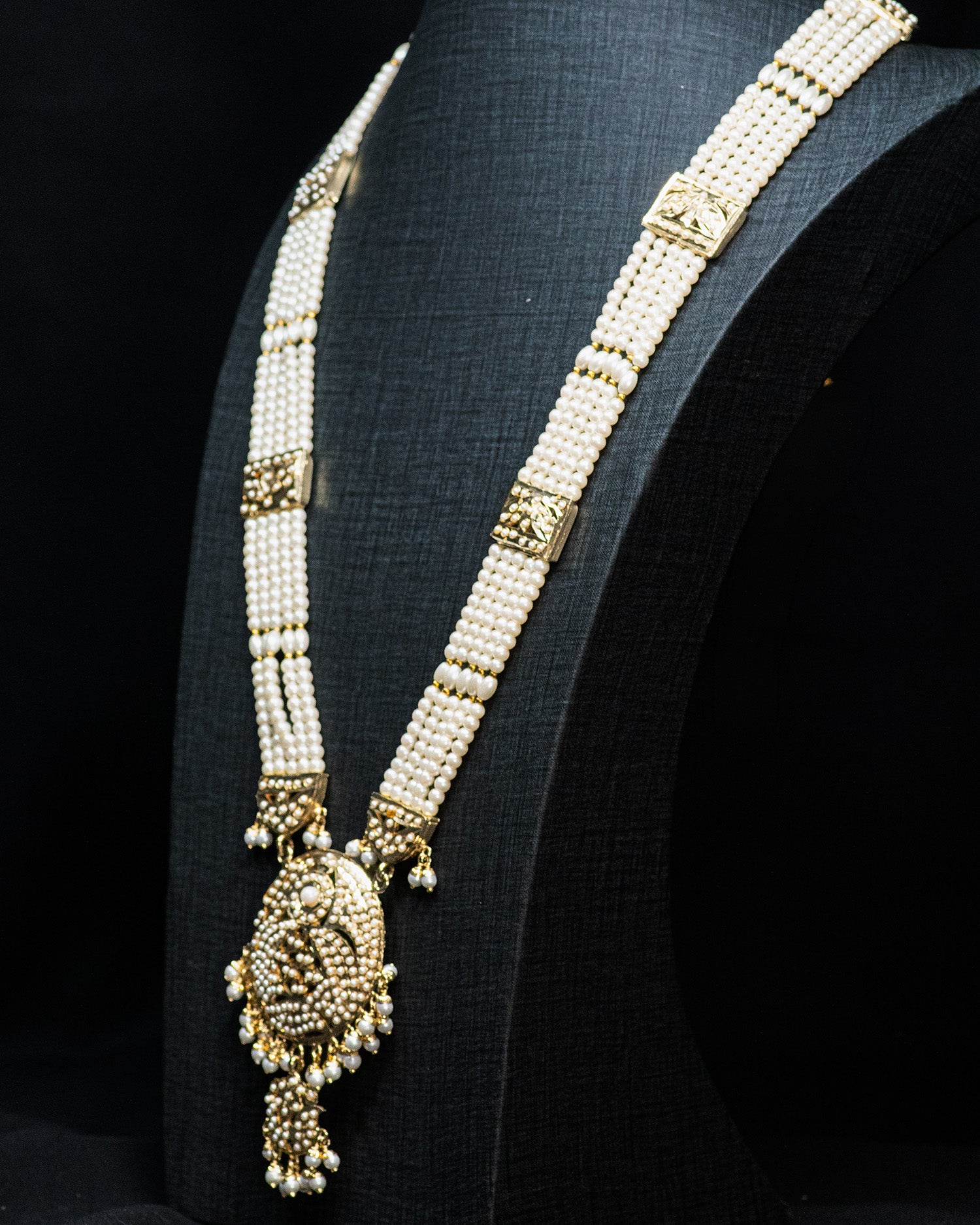 Golden Flora Motif Multi Layer Punjabi Jadau Necklace Set