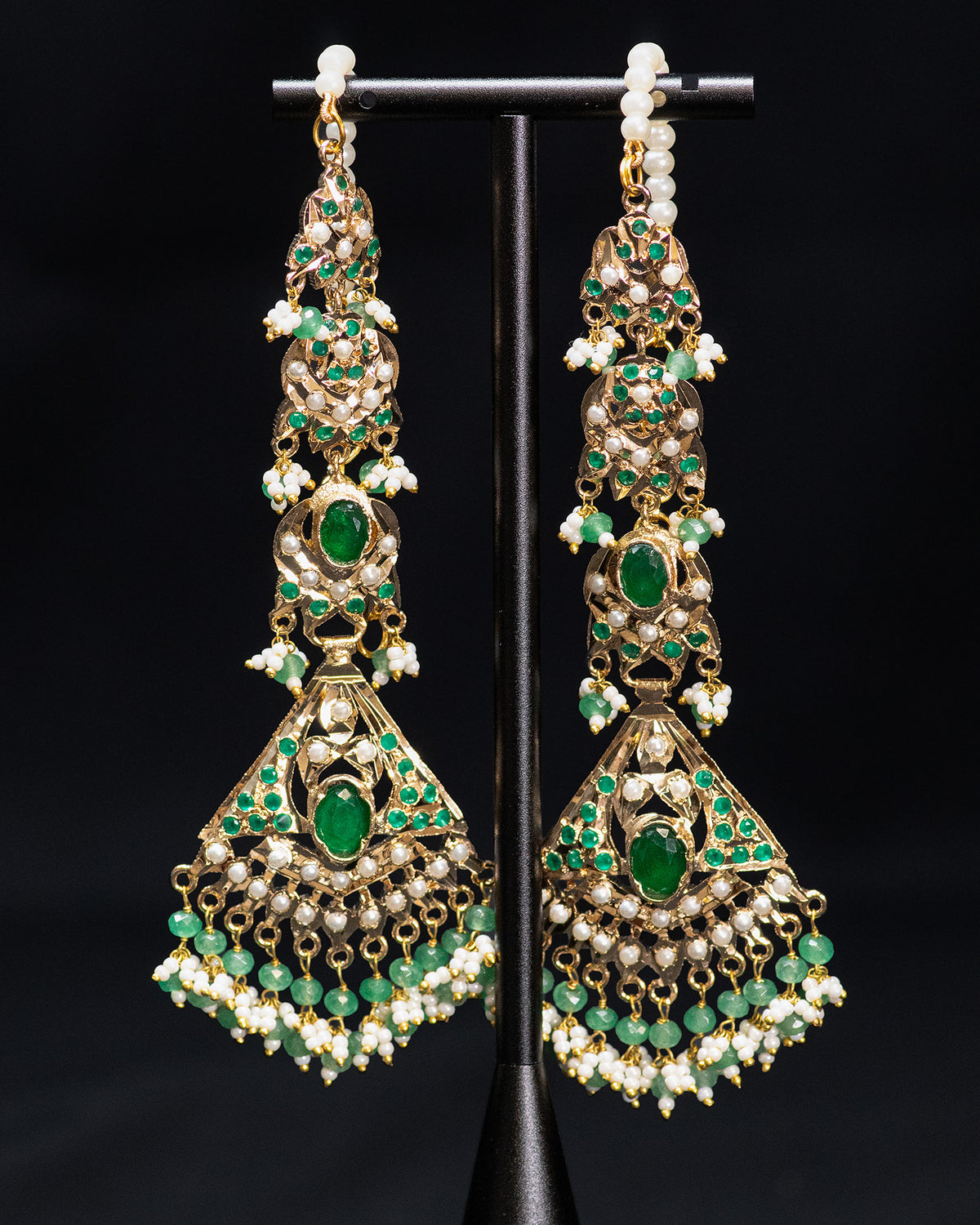 Round Green Stone White Pearl Punjabi Jadau Necklace Set