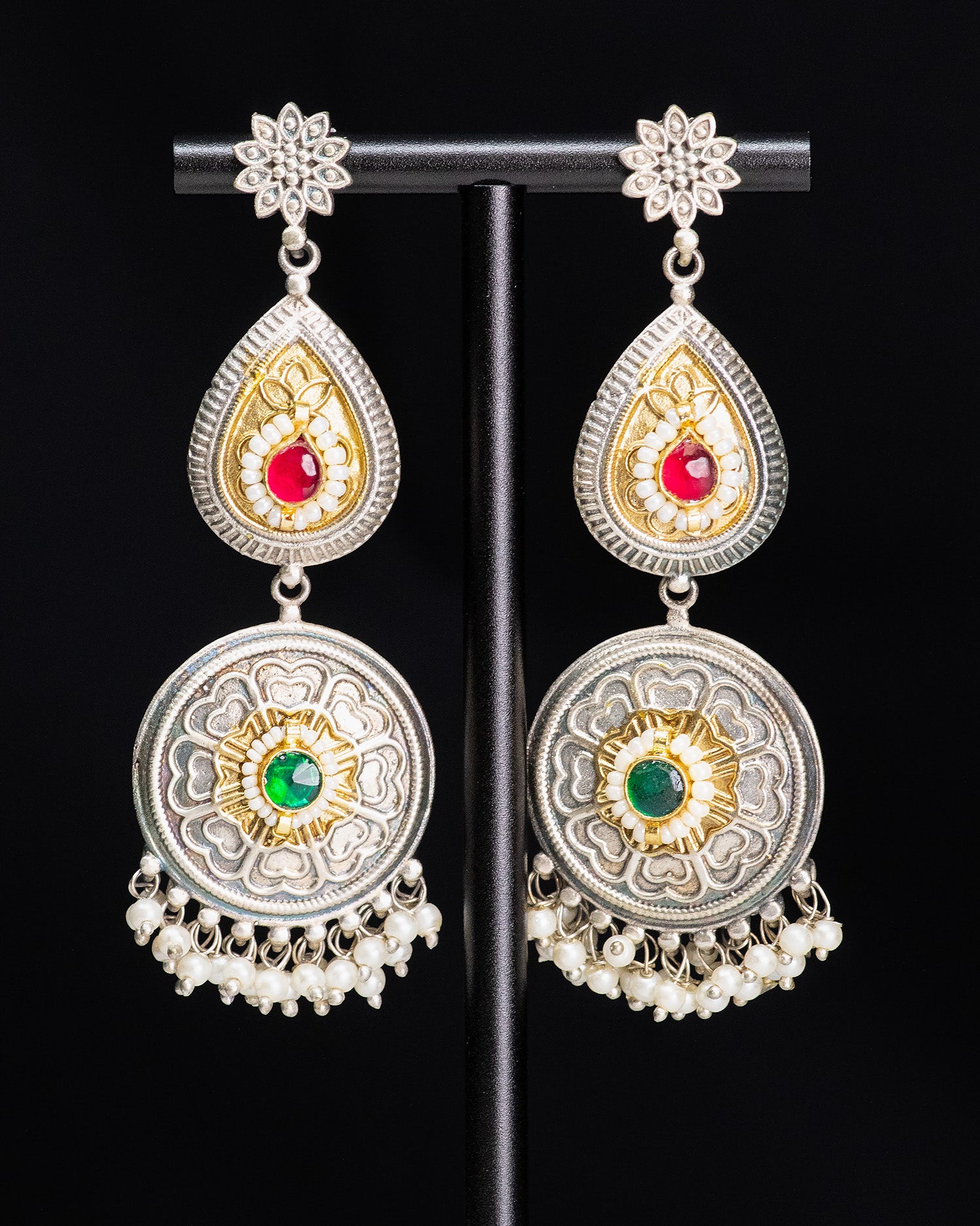 Royal Heritage Silver Look Alike Necklace Set