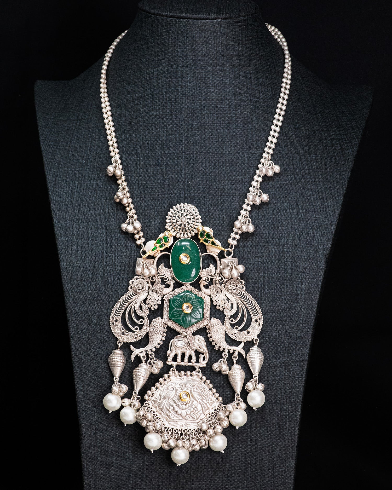Royal Elephant Heritage Silver Look Alike Necklace Set