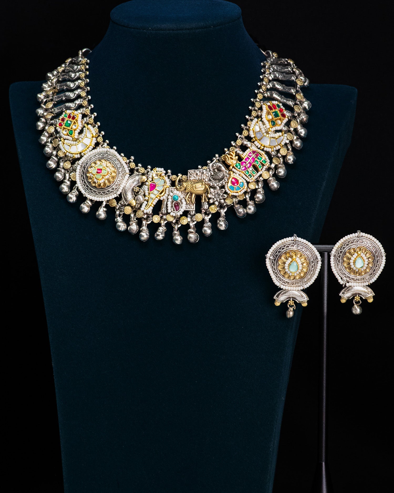 Royal Heritage Silver Look Alike Statement Necklace Set