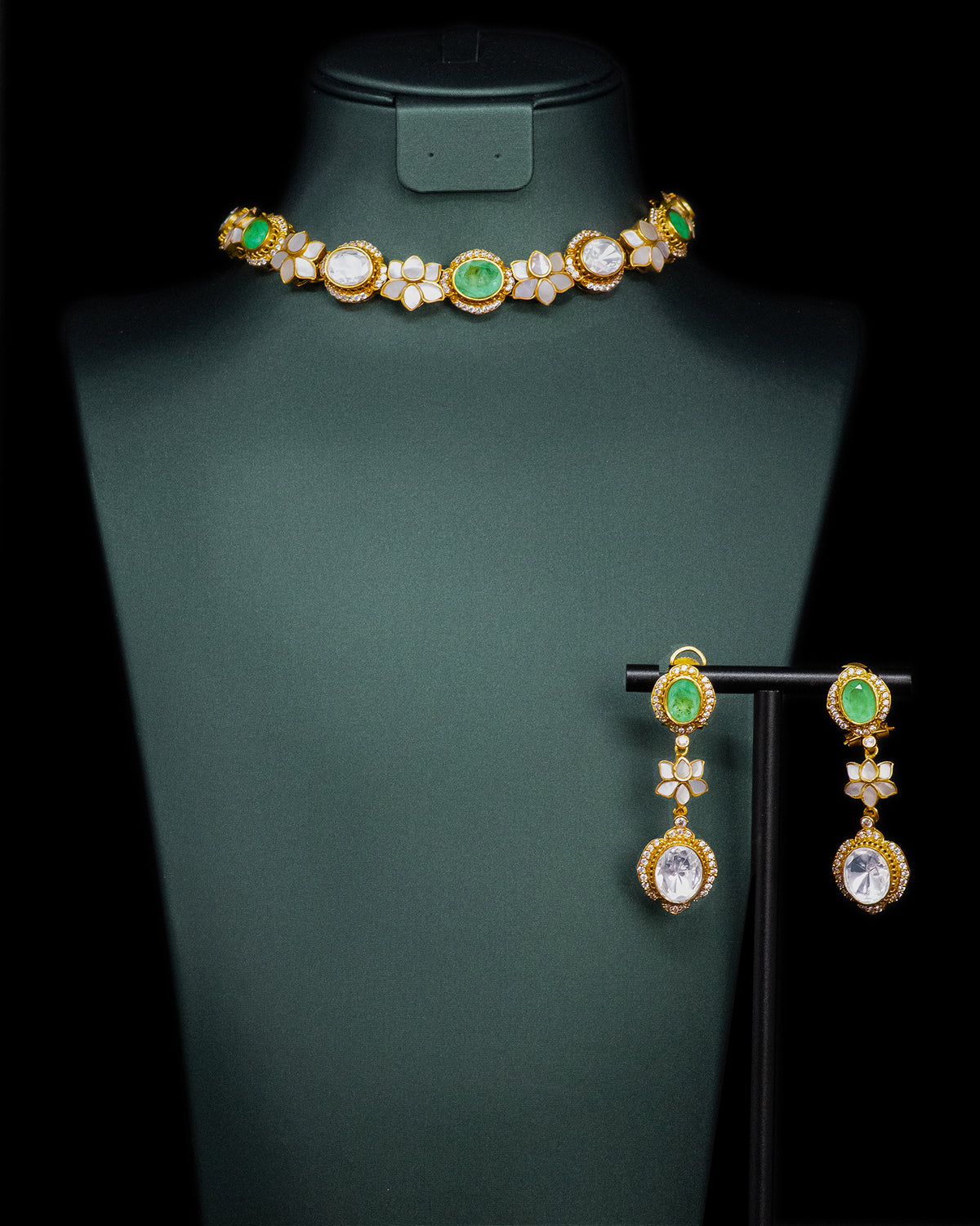 Emerald Bloom Kundan Necklace Set