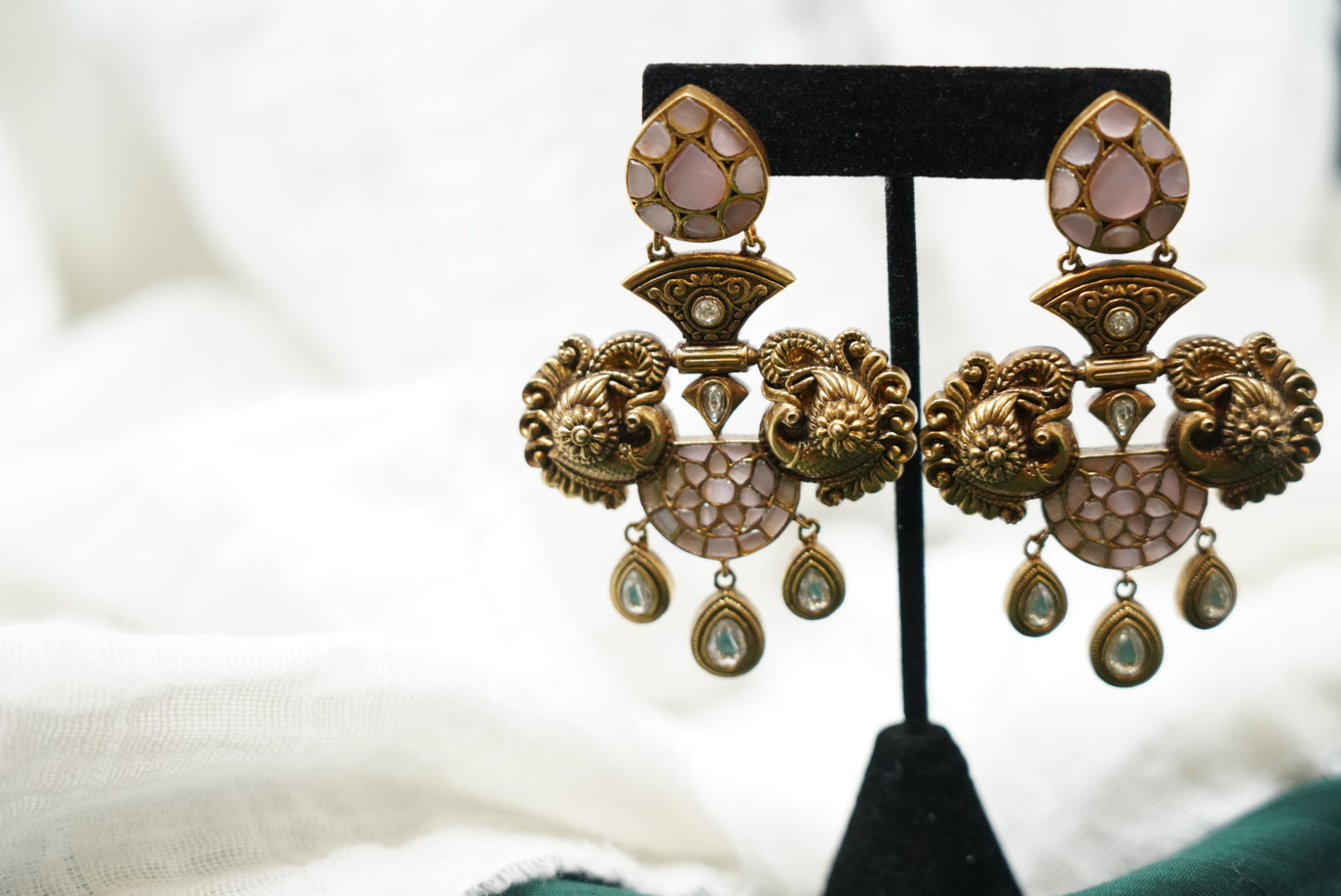 Classy Gold Plated Kundan Earrings