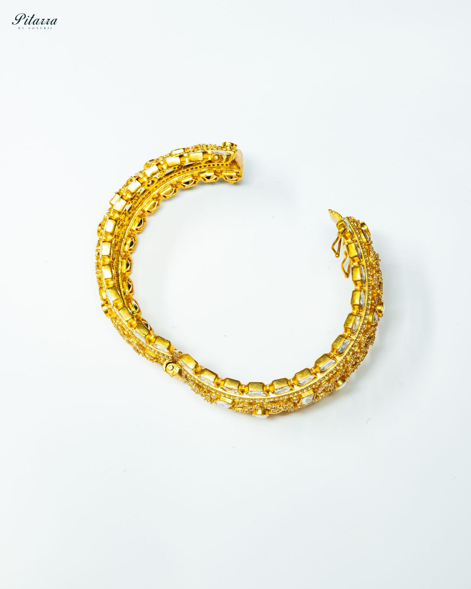 Pitarra Gold Finish Moissanite Polki Kada_Open Image