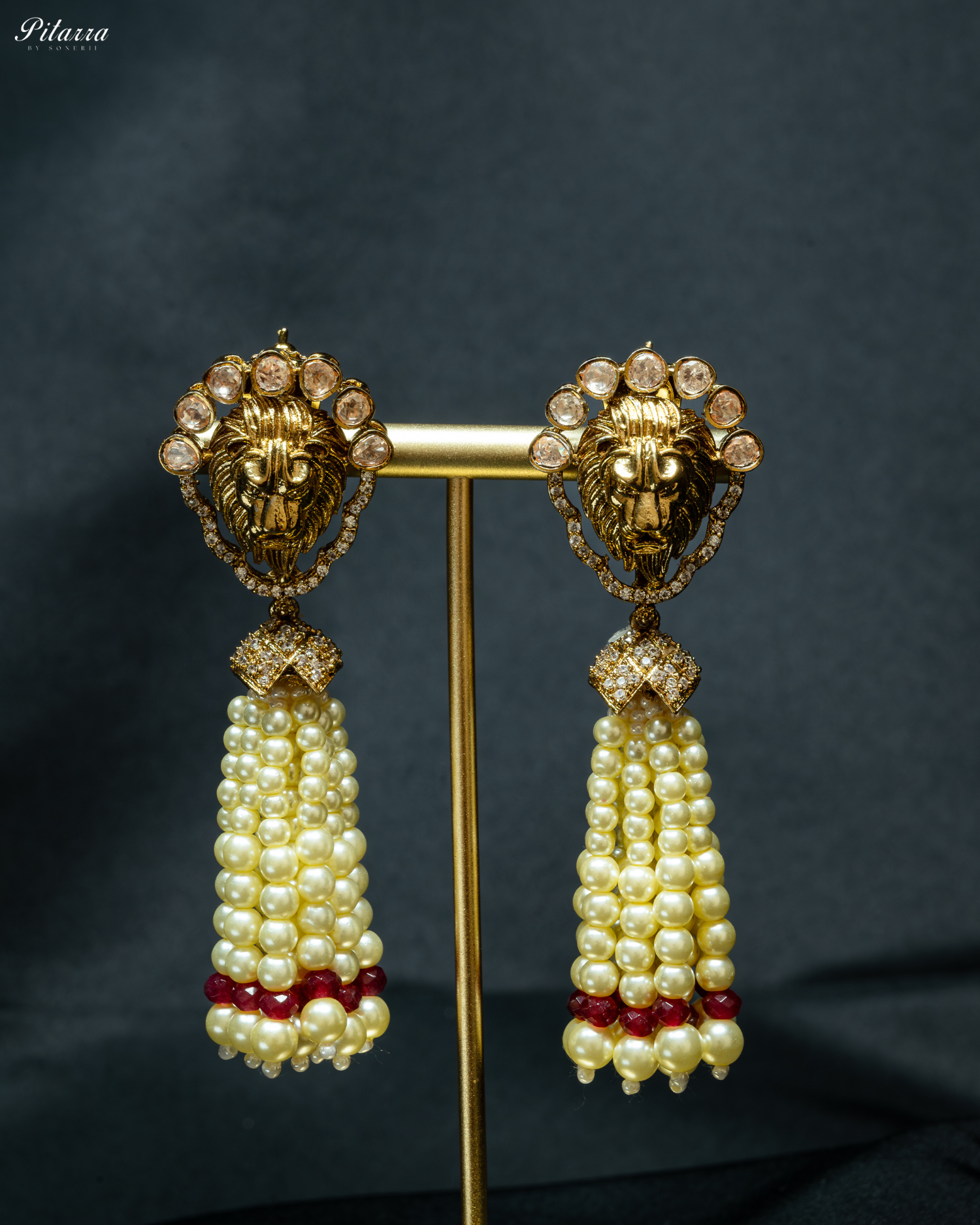 Red Polki Kundan Pendant Necklace Set_Earrings