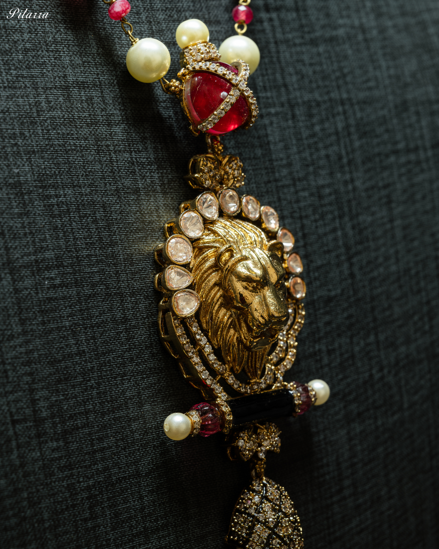 Red Polki Kundan Pendant Necklace Set_Zoom Angle