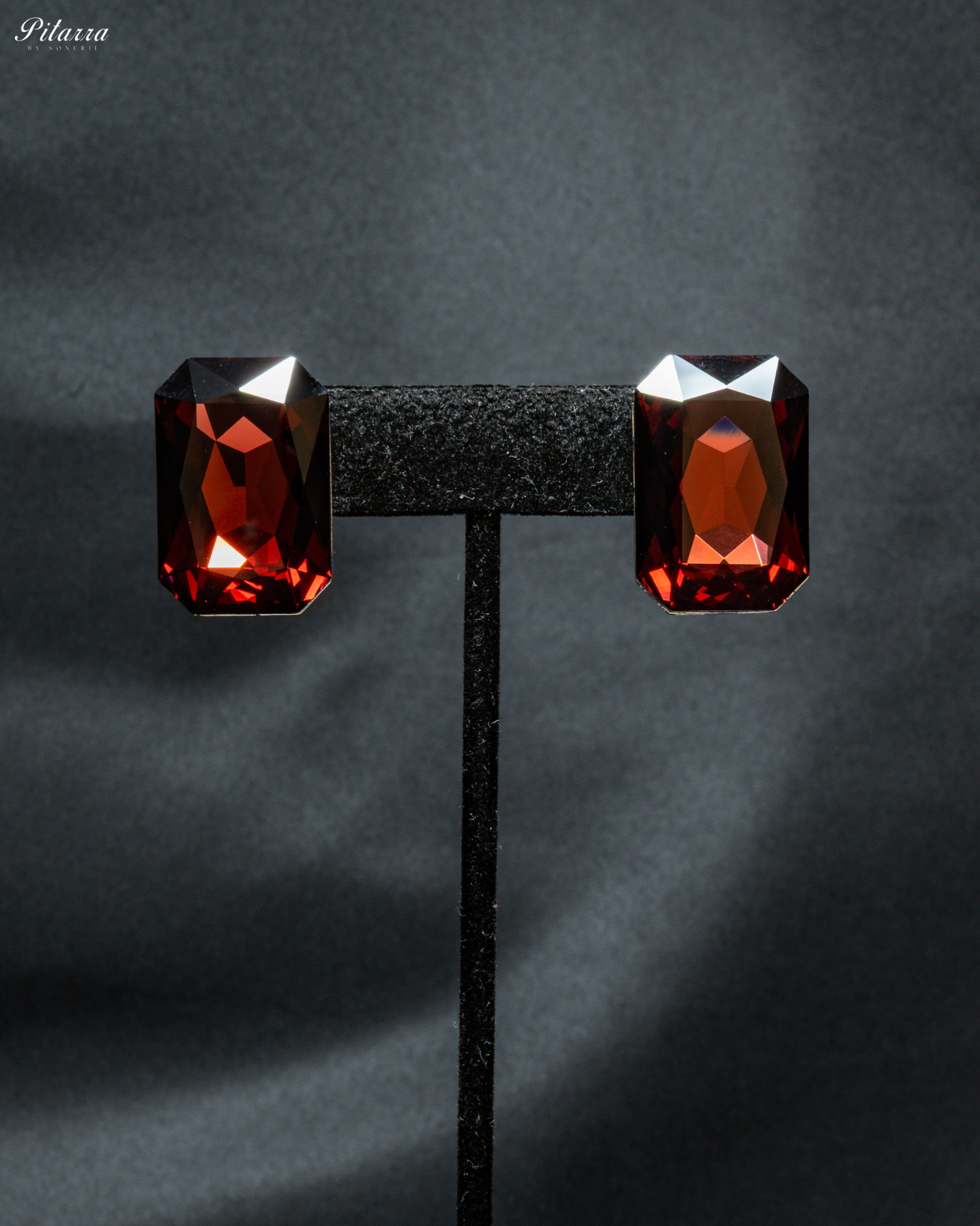 Red Stone Square Pinkish Crystal Necklace Set_Earrings