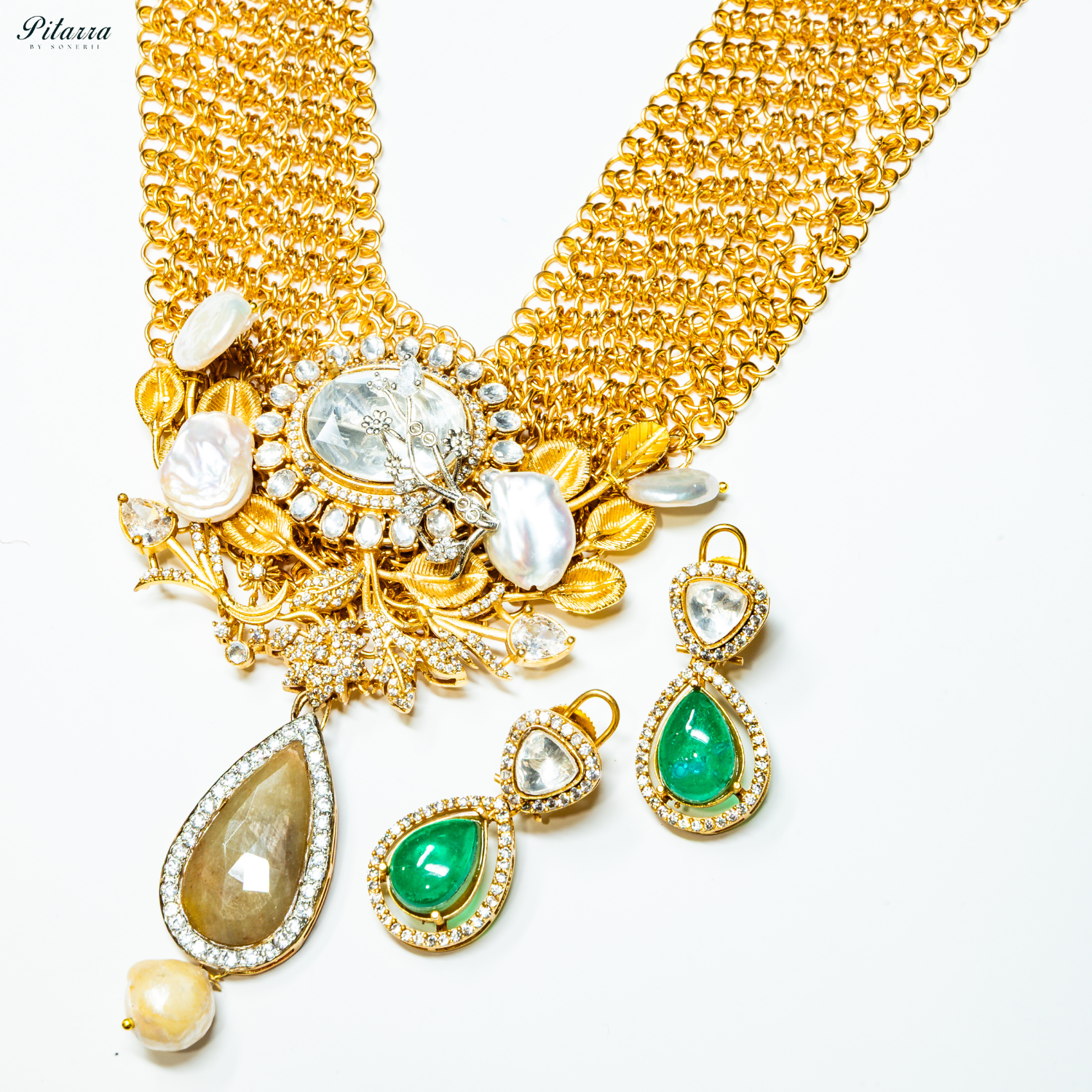 White_Stone_Antique_Gold_Rajwadi_Haar_Set_White Background