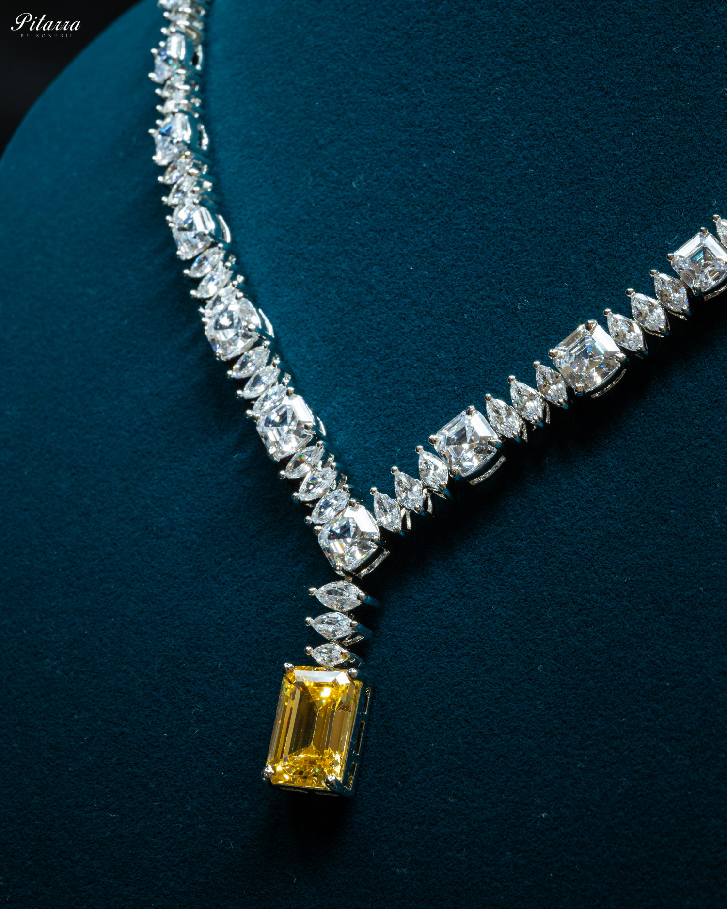 Yellow Stone Cubic Zirconia Pendant Set_Zoom Angle