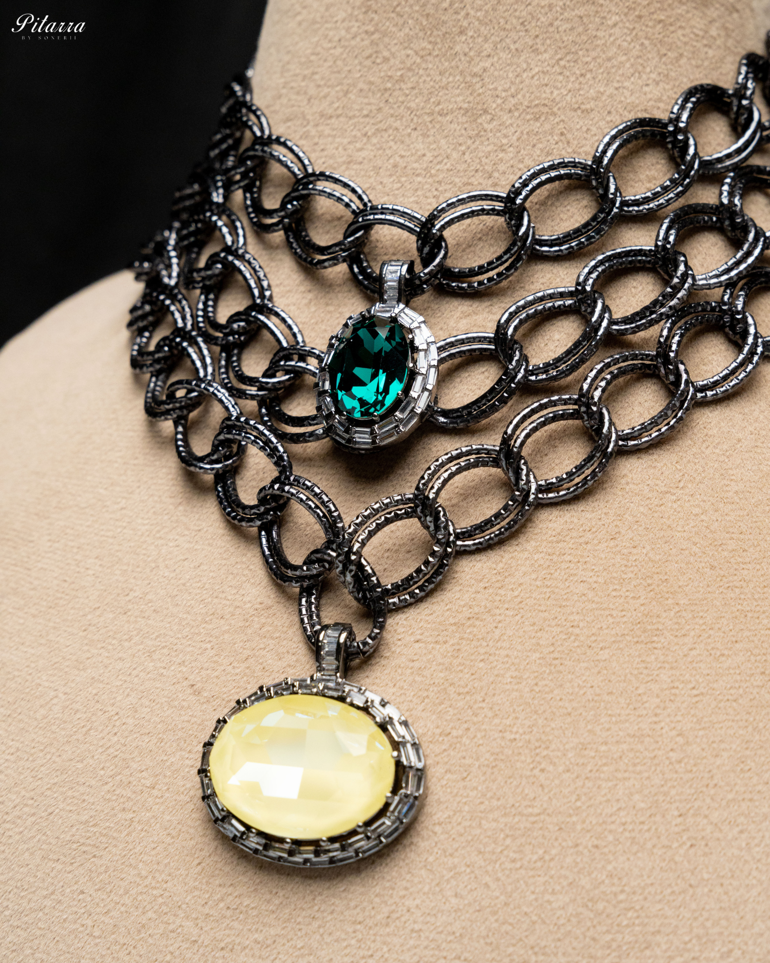 Yellow and Green Statement Pendant Chain Choker_Full Zoom