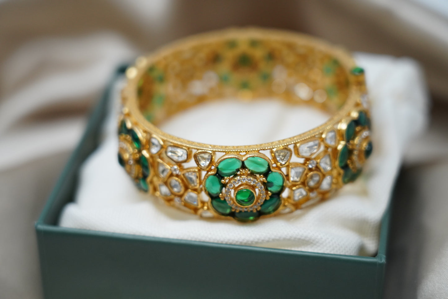 Kundan Emerald Polki Uncut Bangle Bracelet