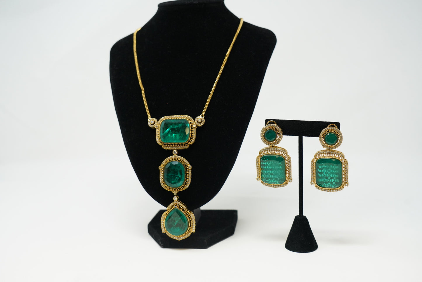 Gold Plated Emerald Green Doublet Pendant Necklace