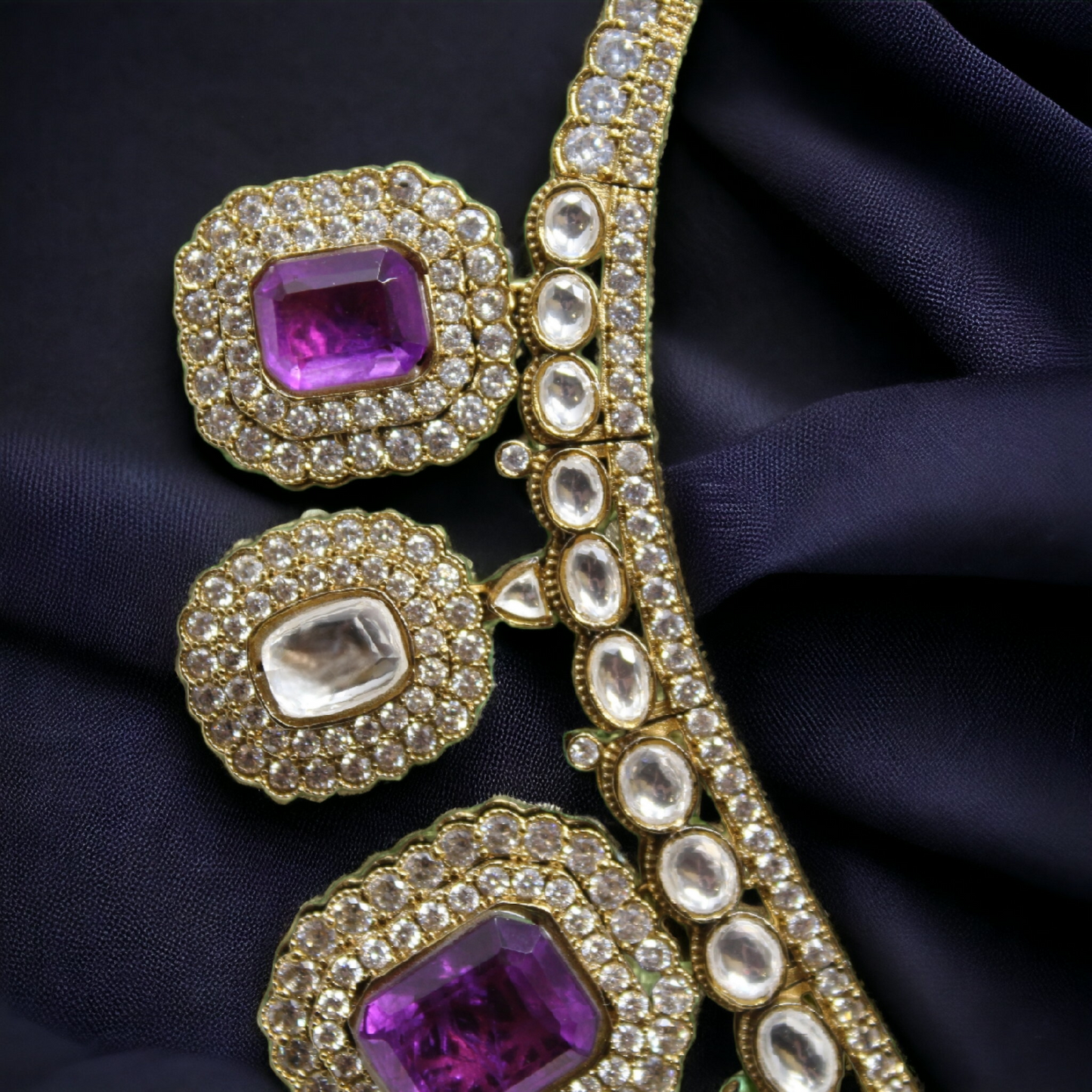 Emerald Victorian Design Necklace